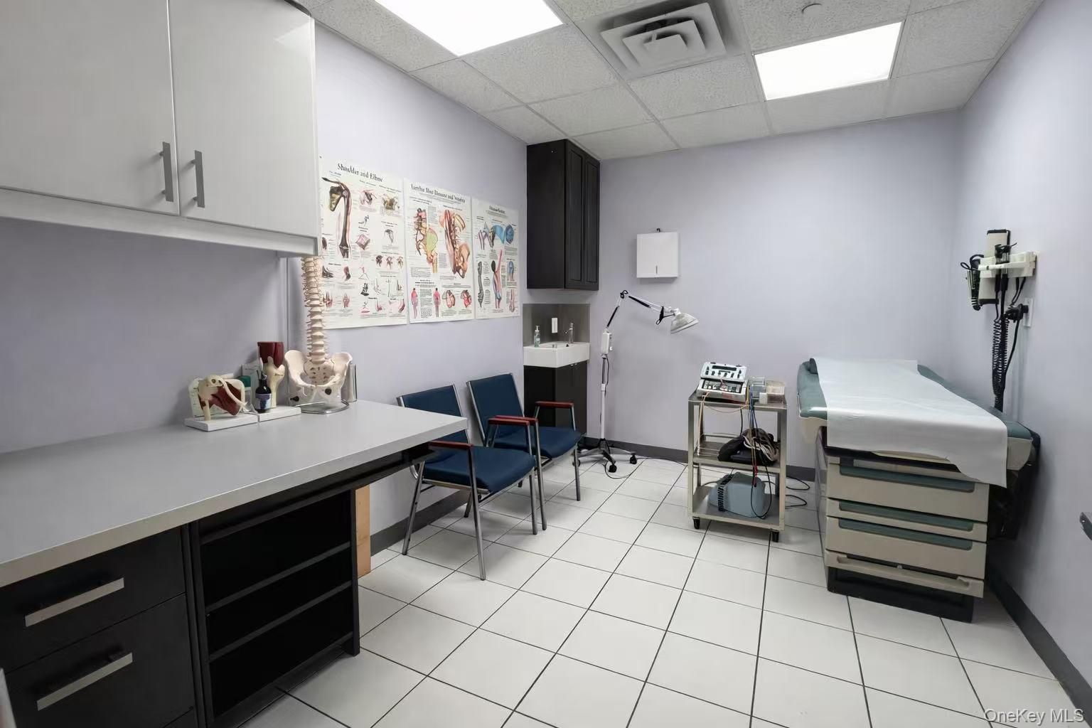 #3 photo, 128 Mott Street, מנהטן New York (Manhattan) , NY 10013