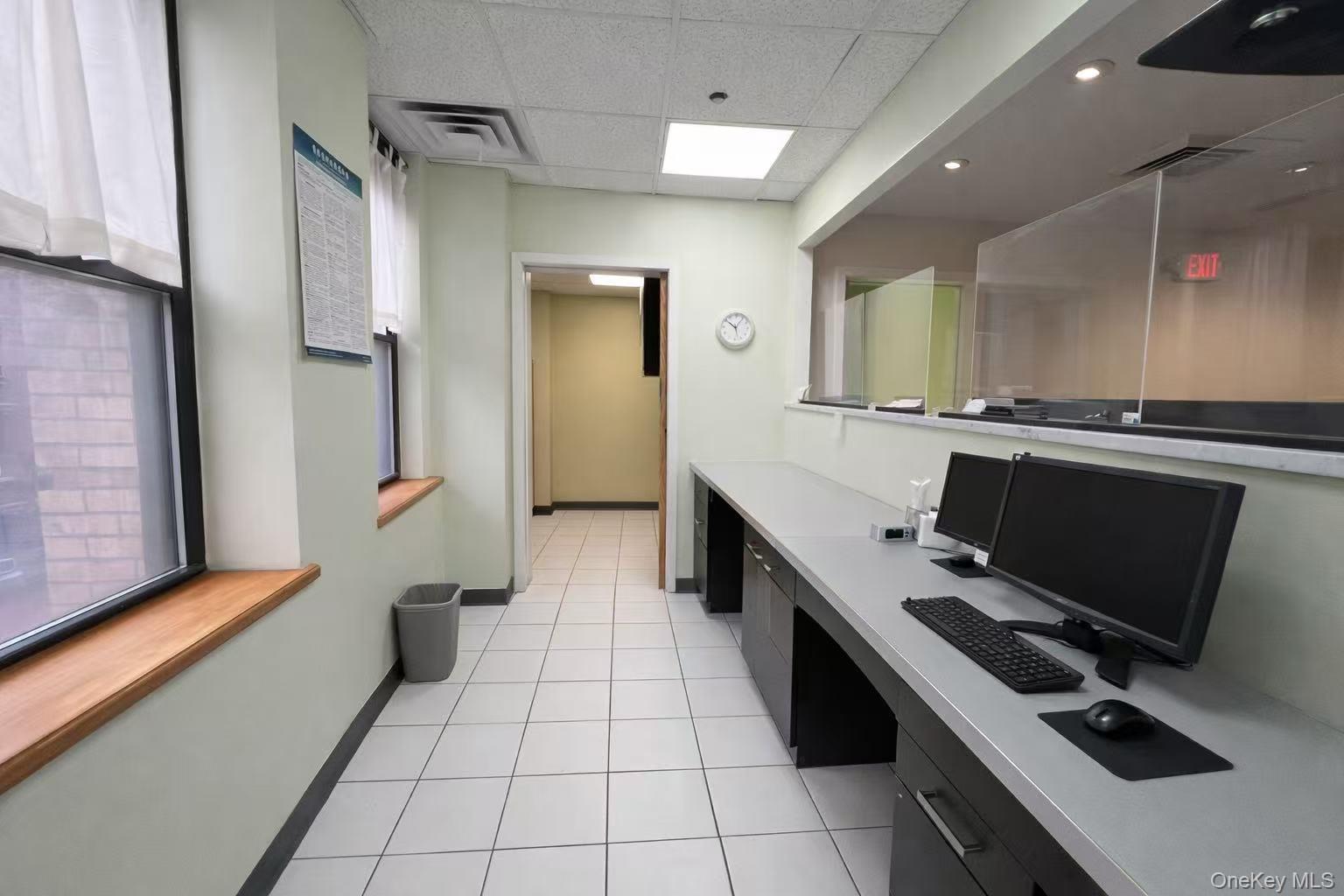 #8 photo, 128 Mott Street, מנהטן New York (Manhattan) , NY 10013