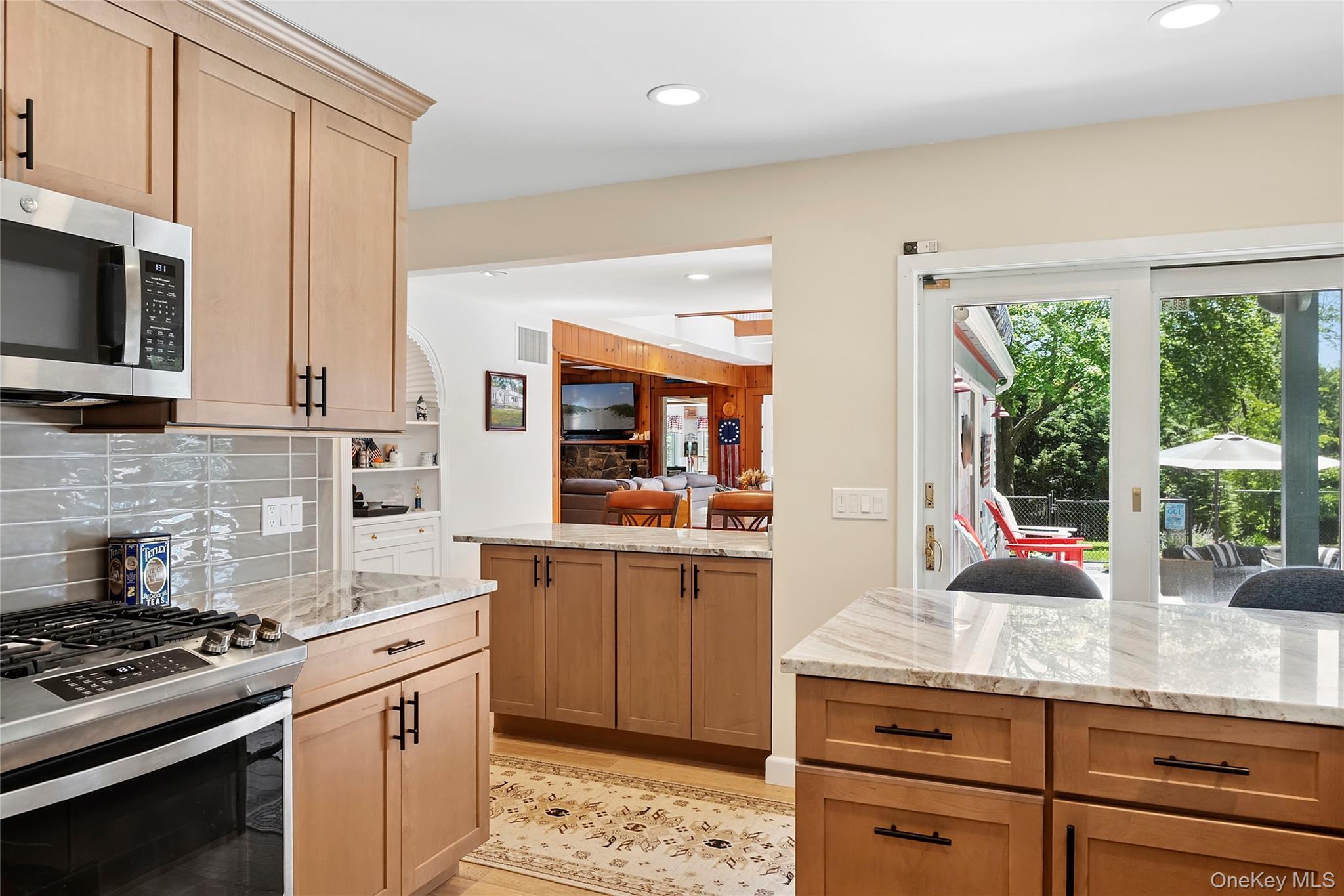 #4 photo, 205 Pine Avenue, सफ़ोक काउंटी Southold , NY 11971