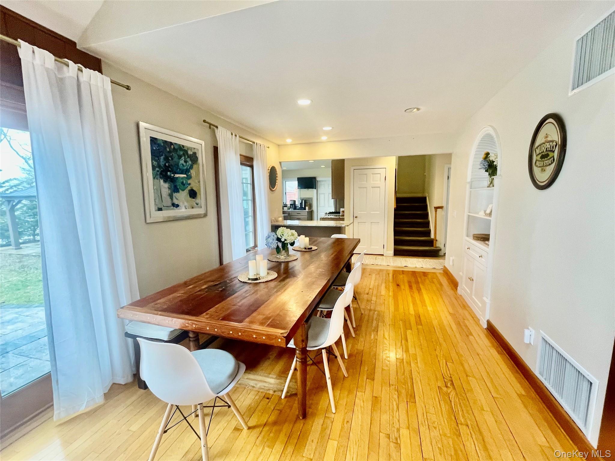 #6 photo, 205 Pine Avenue, सफ़ोक काउंटी Southold , NY 11971