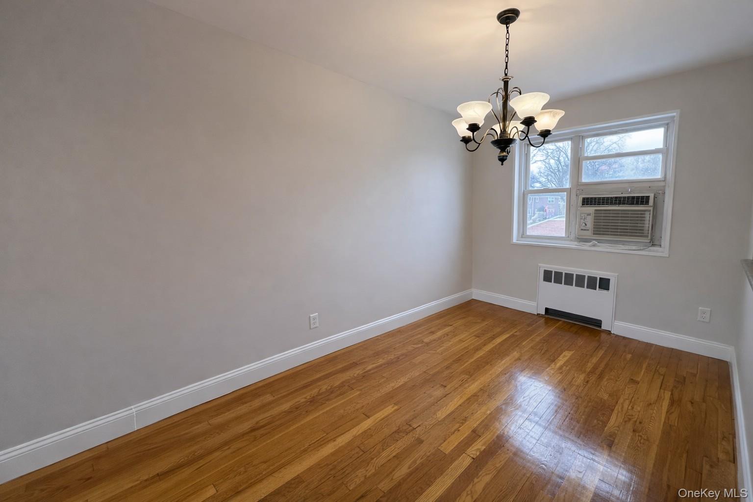 #12 photo, 212-09 16 Avenue, Bayside , NY 11360