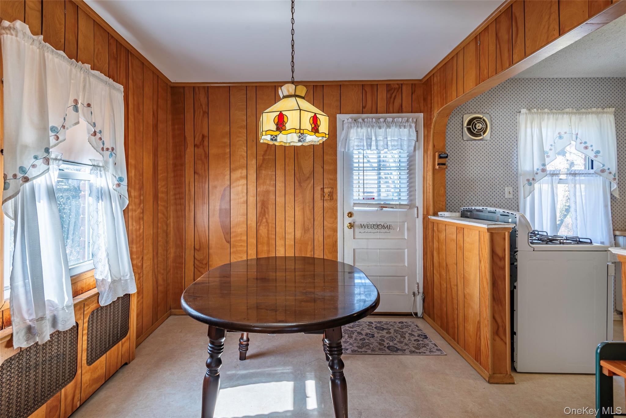 #10 photo, 8610 250th Street, कुईंस Bellerose , NY 11426