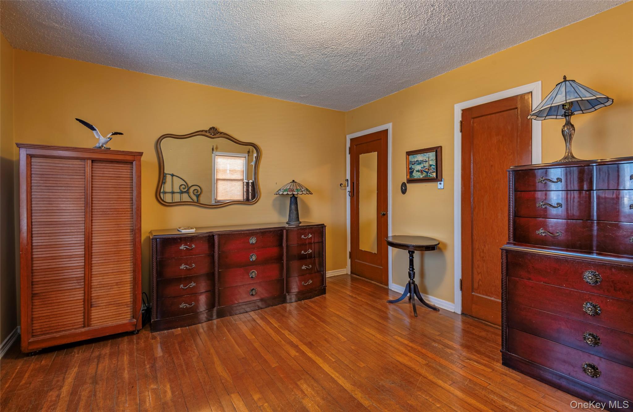 #19 photo, 8610 250th Street, कुईंस Bellerose , NY 11426