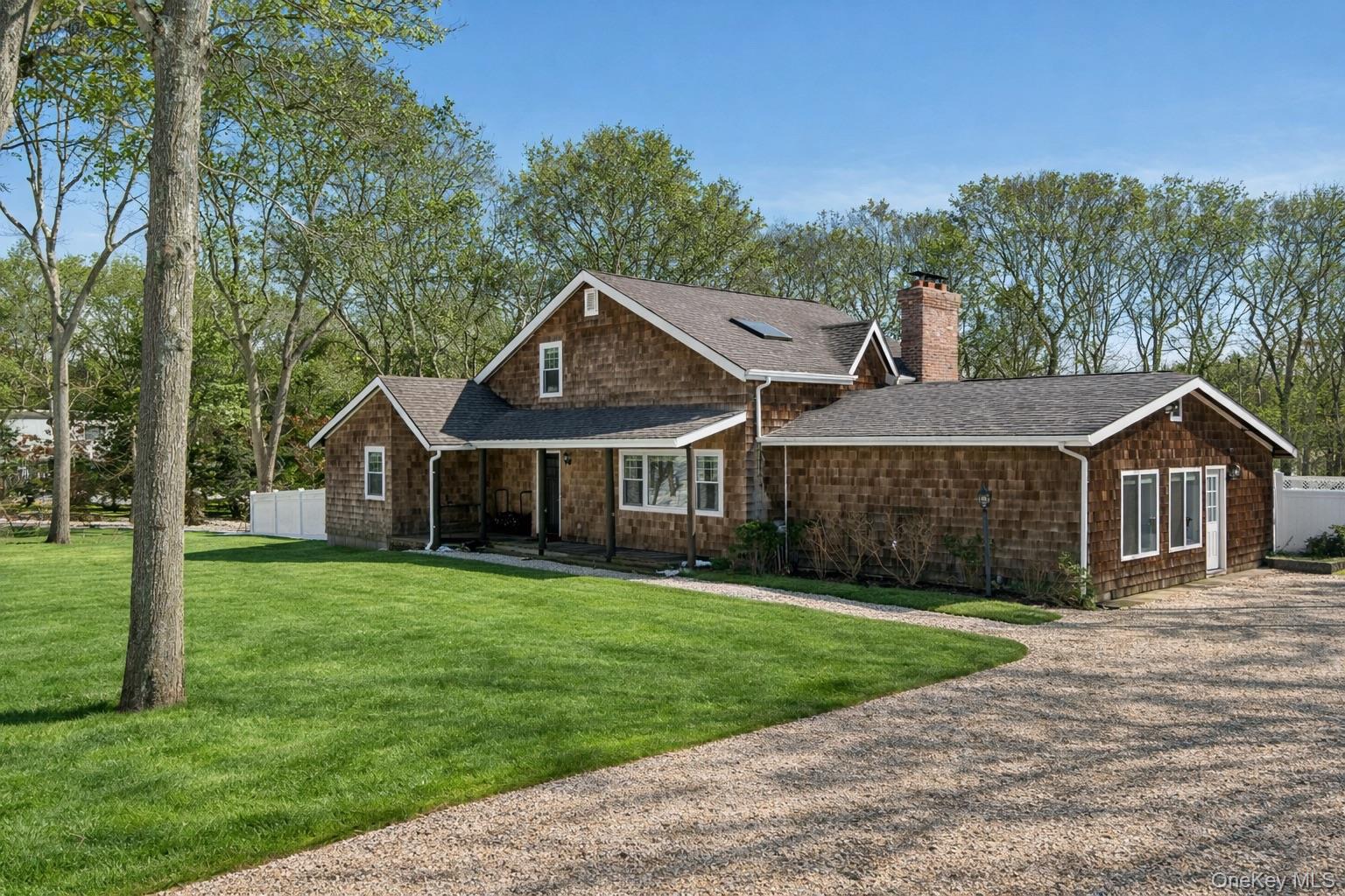 #1 photo, 4 Stuart Court, Hampton Bays , NY 11946