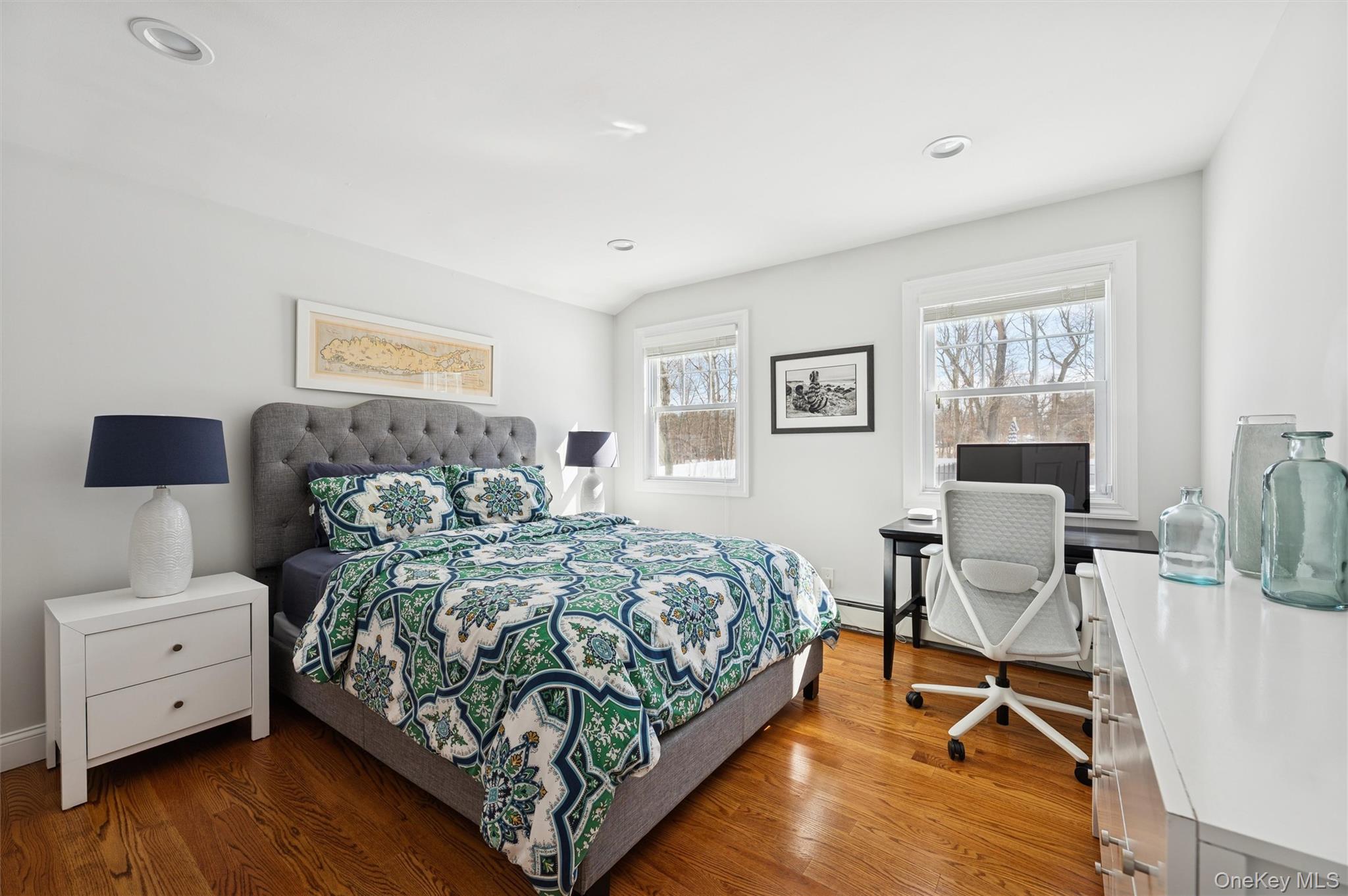 #13 photo, 4 Stuart Court, Hampton Bays , NY 11946