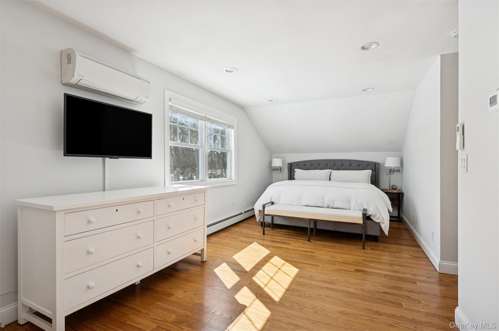 #17 photo, 4 Stuart Court, Hampton Bays , NY 11946