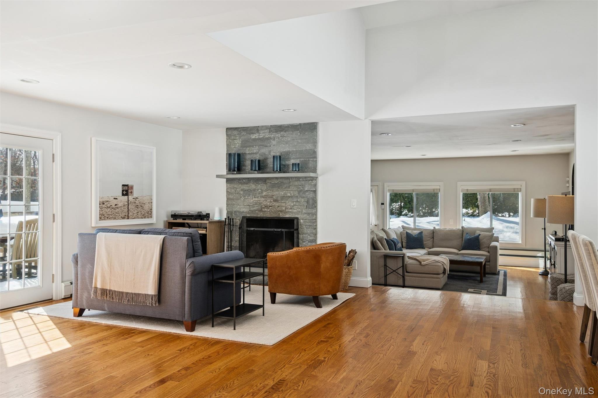 #8 photo, 4 Stuart Court, Hampton Bays , NY 11946