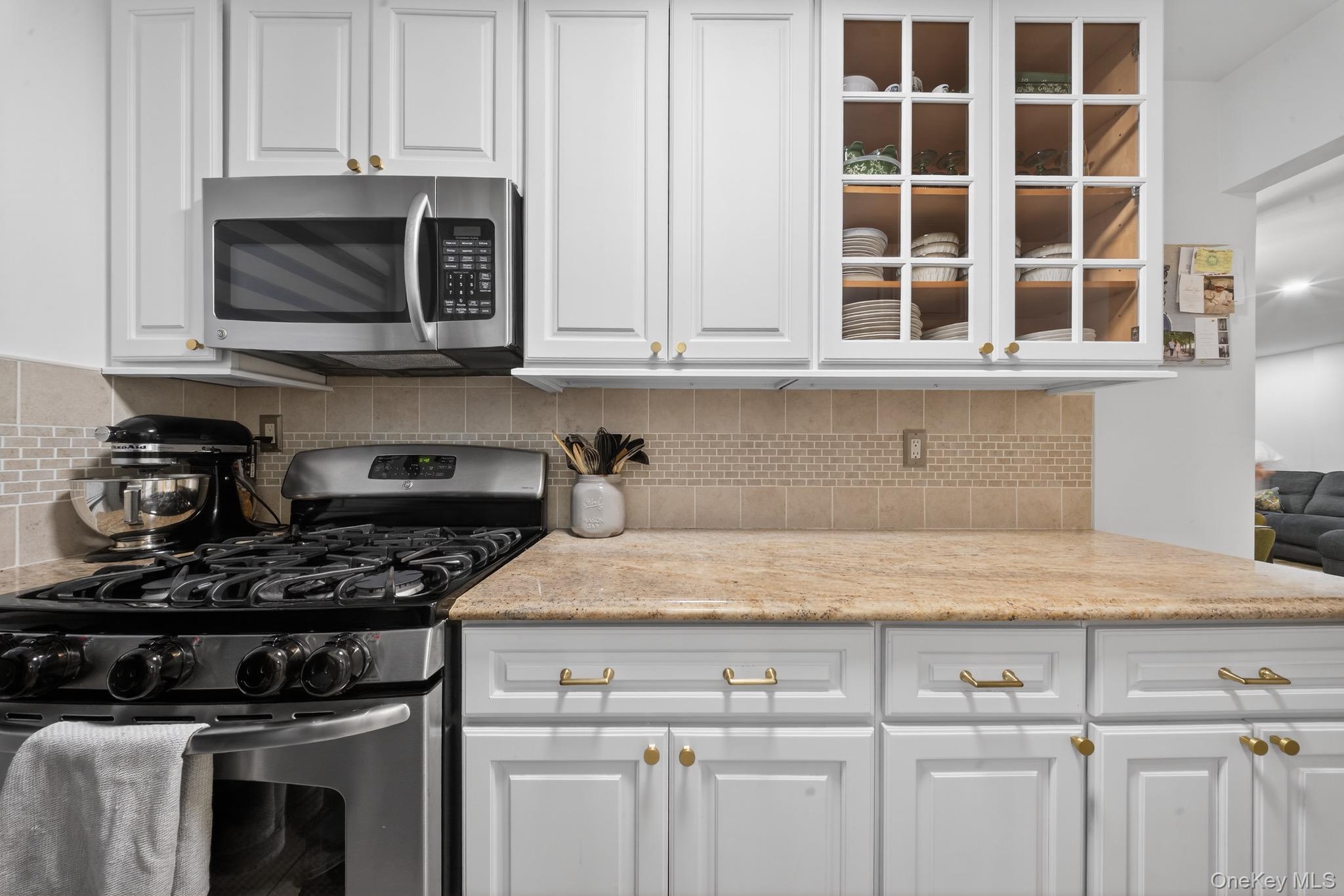 #4 photo, 155-25 81st Street, Howard Beach , NY 11414