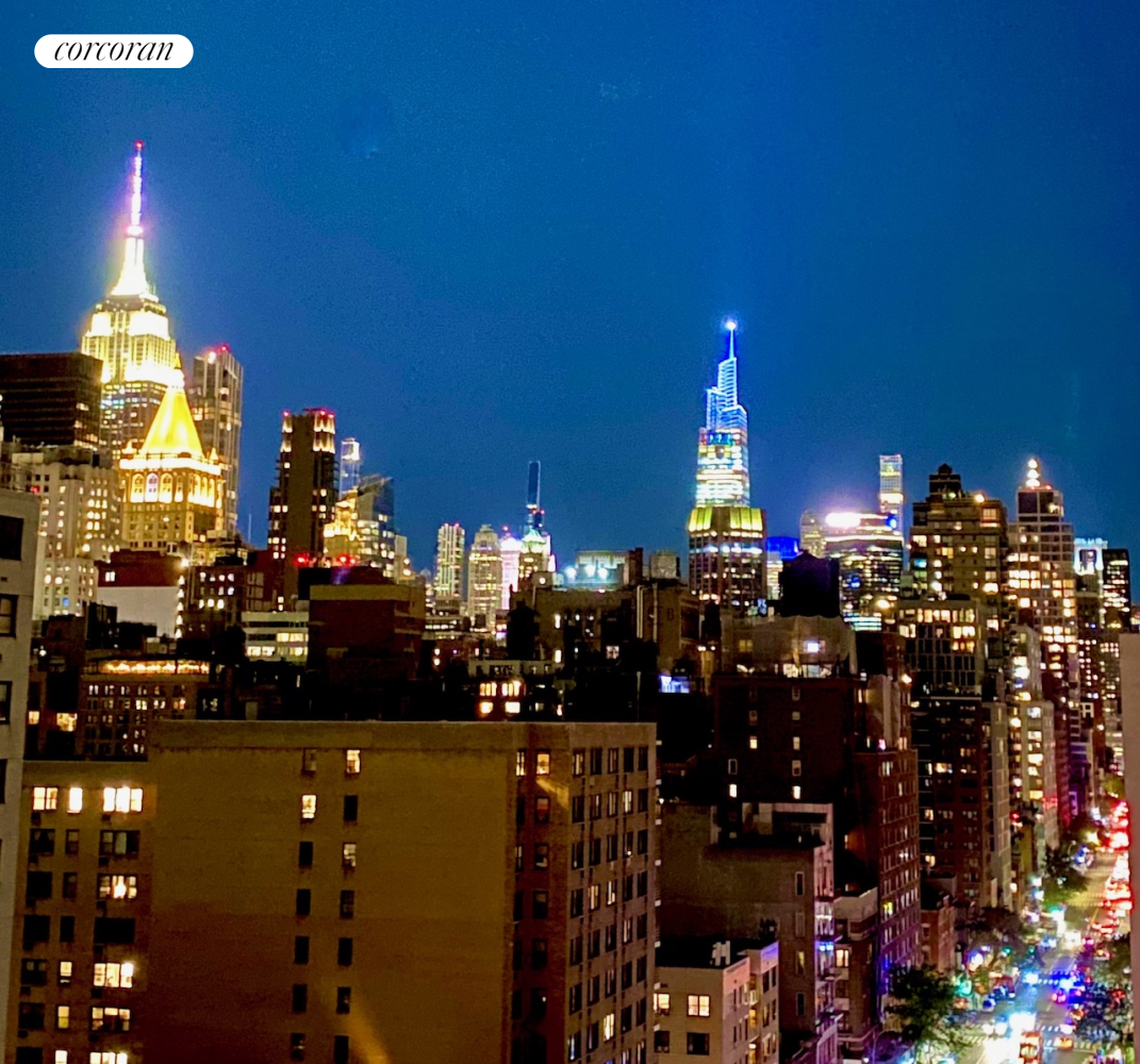 #10 photo, 200 E 16TH Street, Gramercy Park , NY 10003