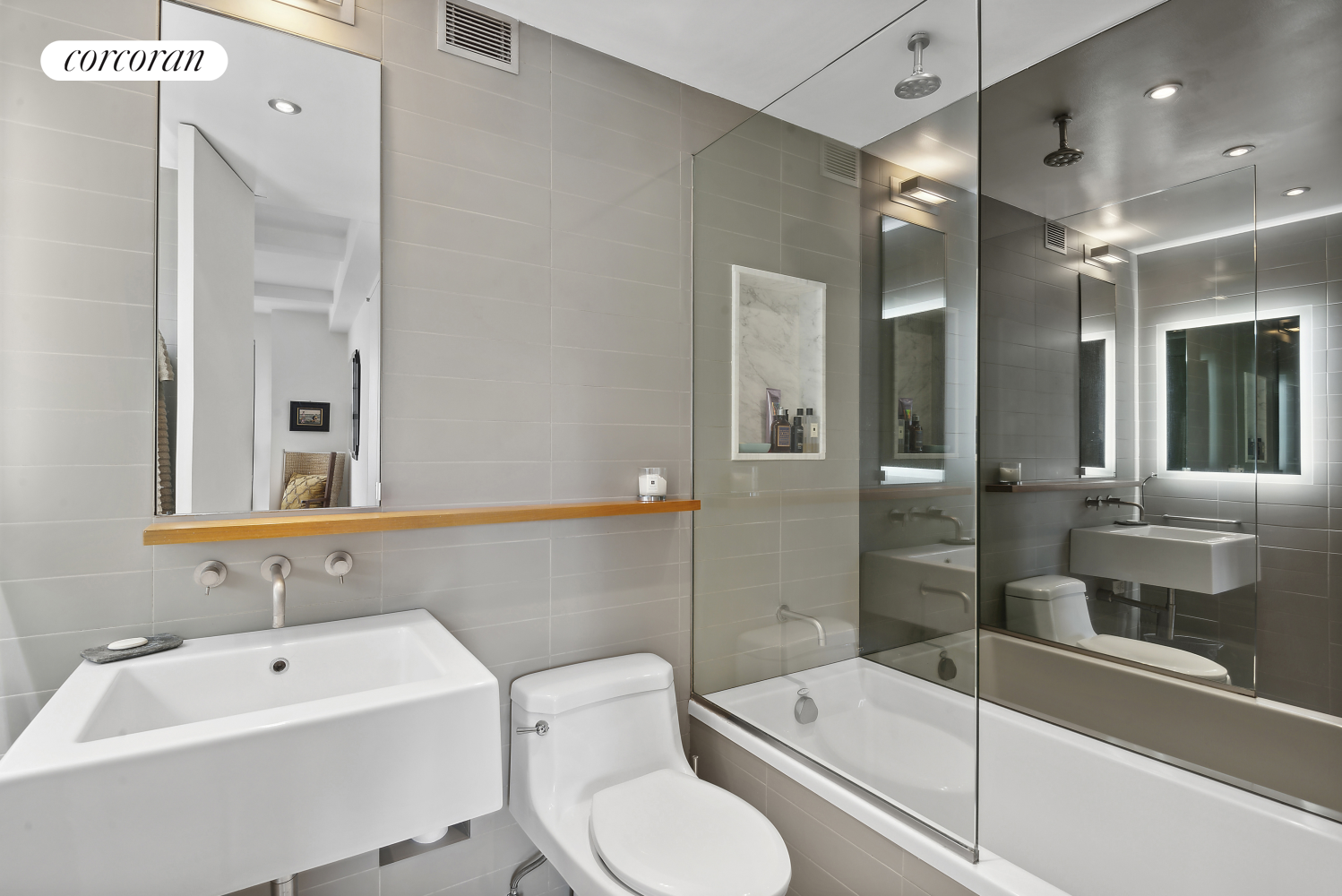 #6 photo, 200 E 16TH Street, Gramercy Park , NY 10003