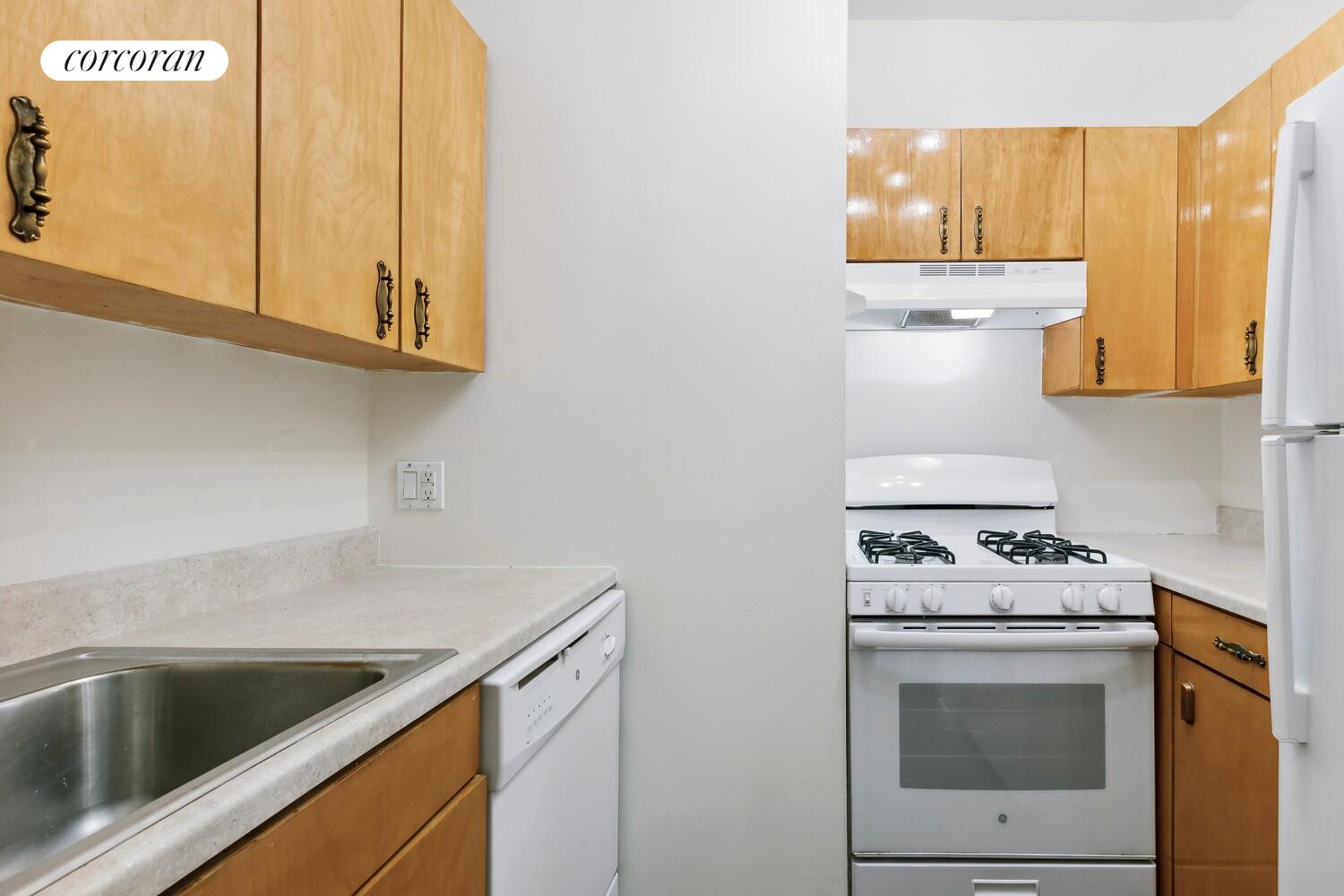 #7 photo, 115 W 87TH Street, Upper West Side , NY 10024