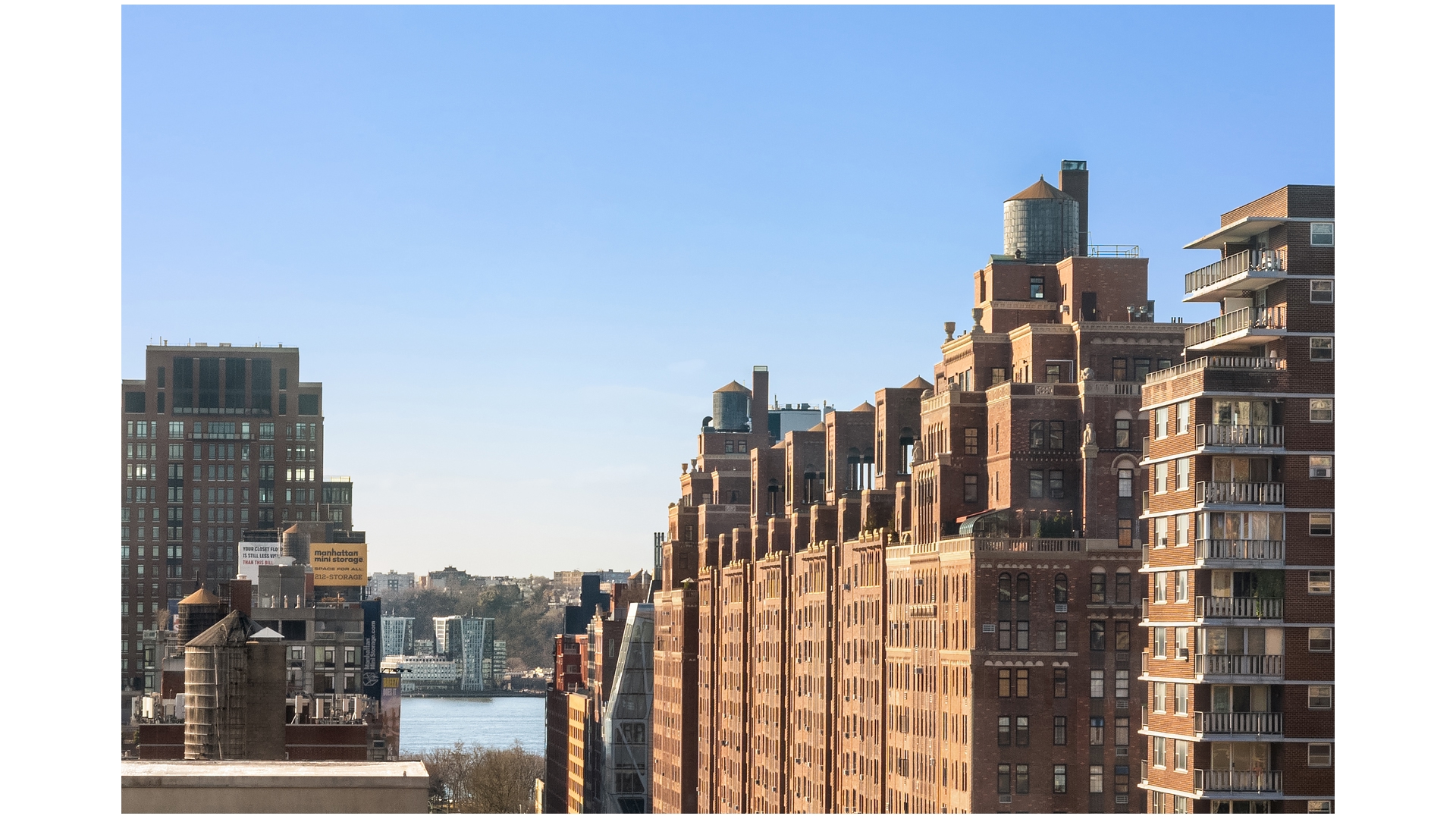 #4 photo, 300 W 23RD Street, Chelsea , NY 10011