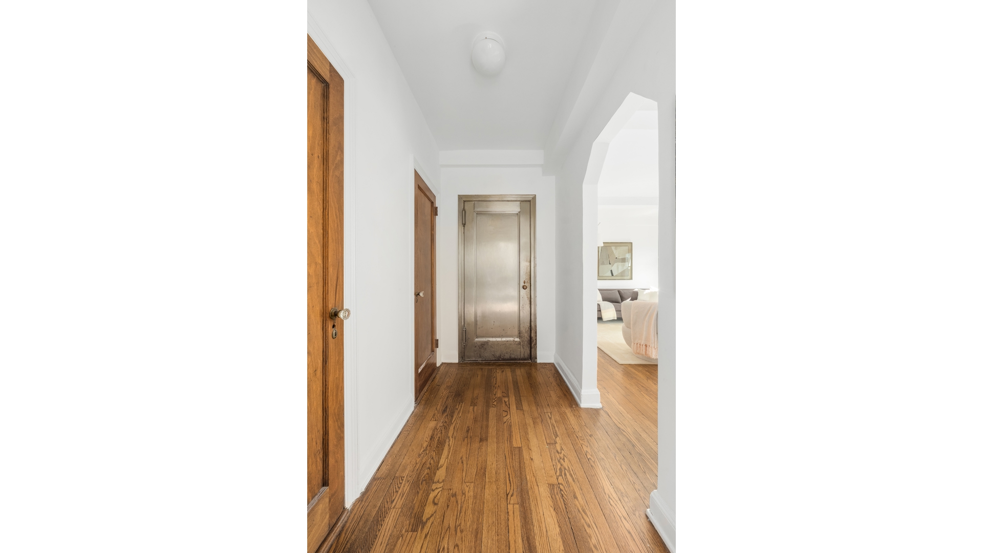 #9 photo, 300 W 23RD Street, Chelsea , NY 10011