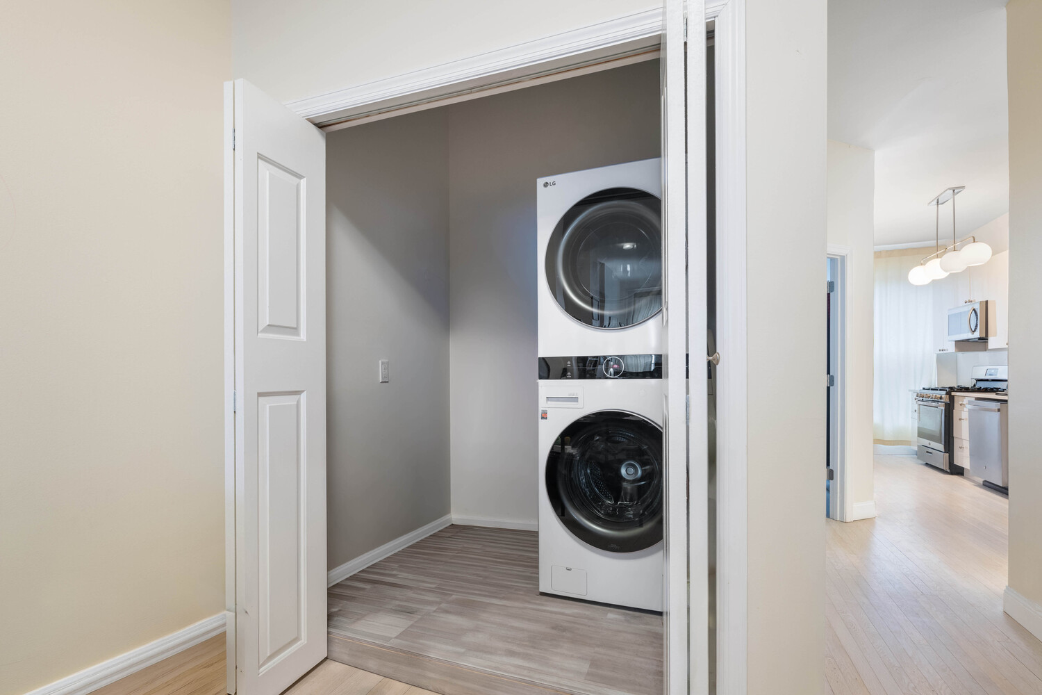 #5 photo, 412 E 120TH Street, मैनहटन East Harlem , NY 10035