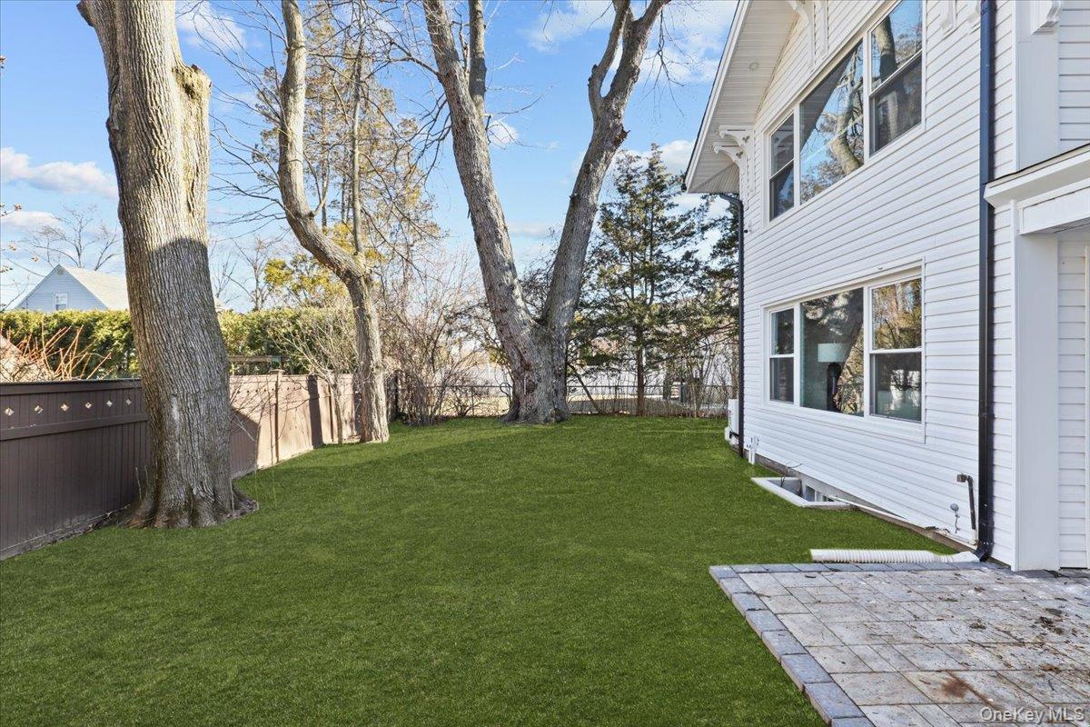 #8 photo, 141 Wilmot Road, Scarsdale , NY 10583