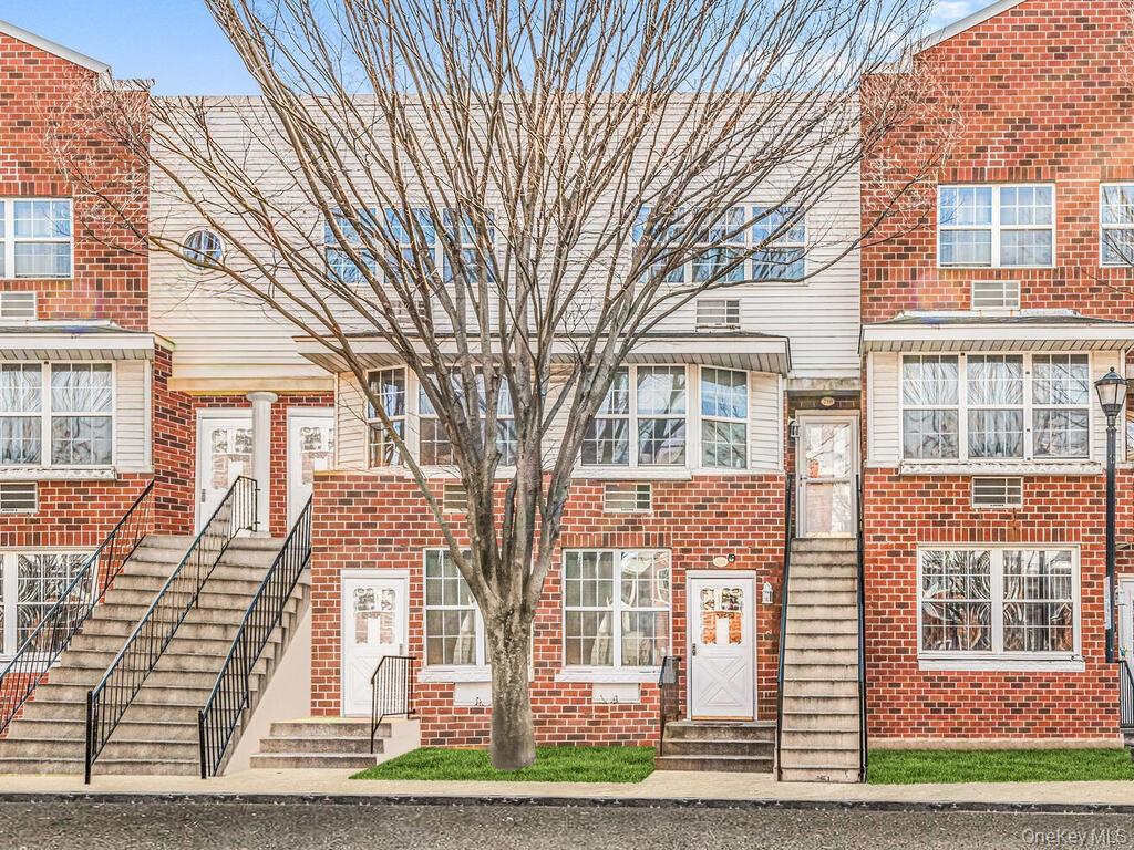 #1 photo, 210 Sunset Boulevard, Bronx , NY 10473