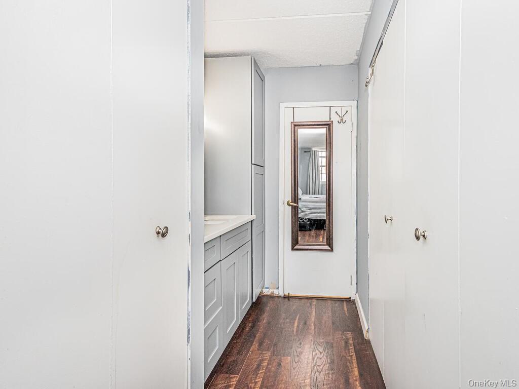 #13 photo, 210 Sunset Boulevard, Bronx , NY 10473