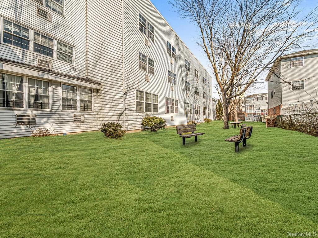 #17 photo, 210 Sunset Boulevard, Bronx , NY 10473