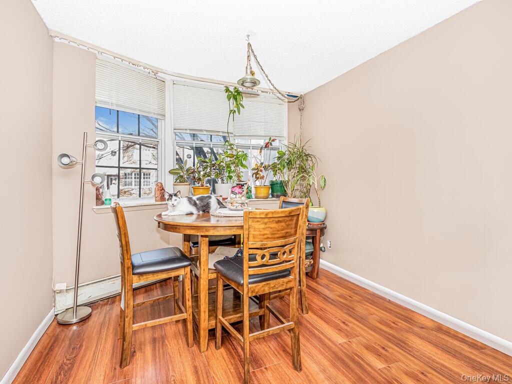 #4 photo, 210 Sunset Boulevard, Bronx , NY 10473