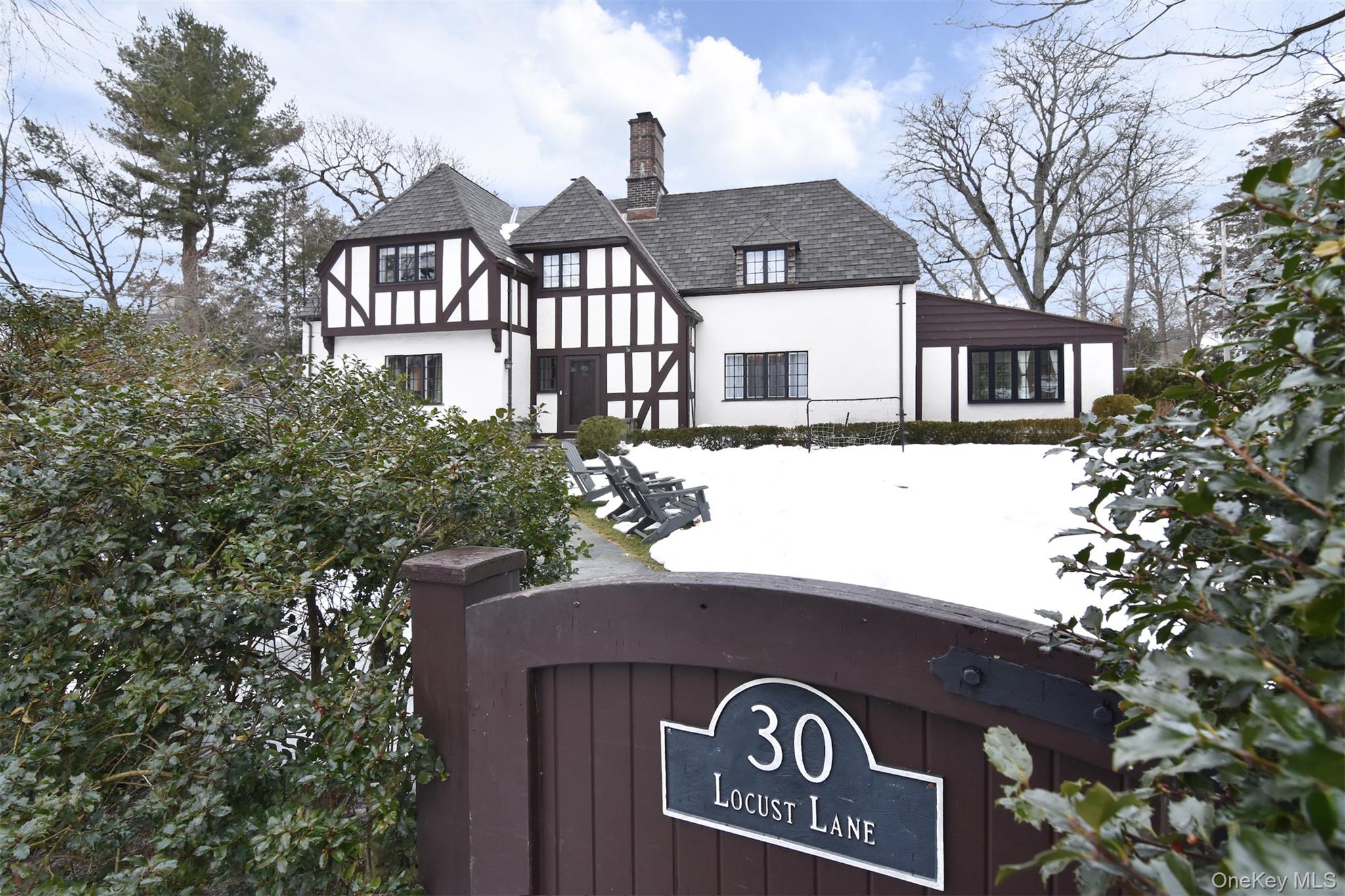 #1 photo, 30 Locust Lane, Bronxville , NY 10708