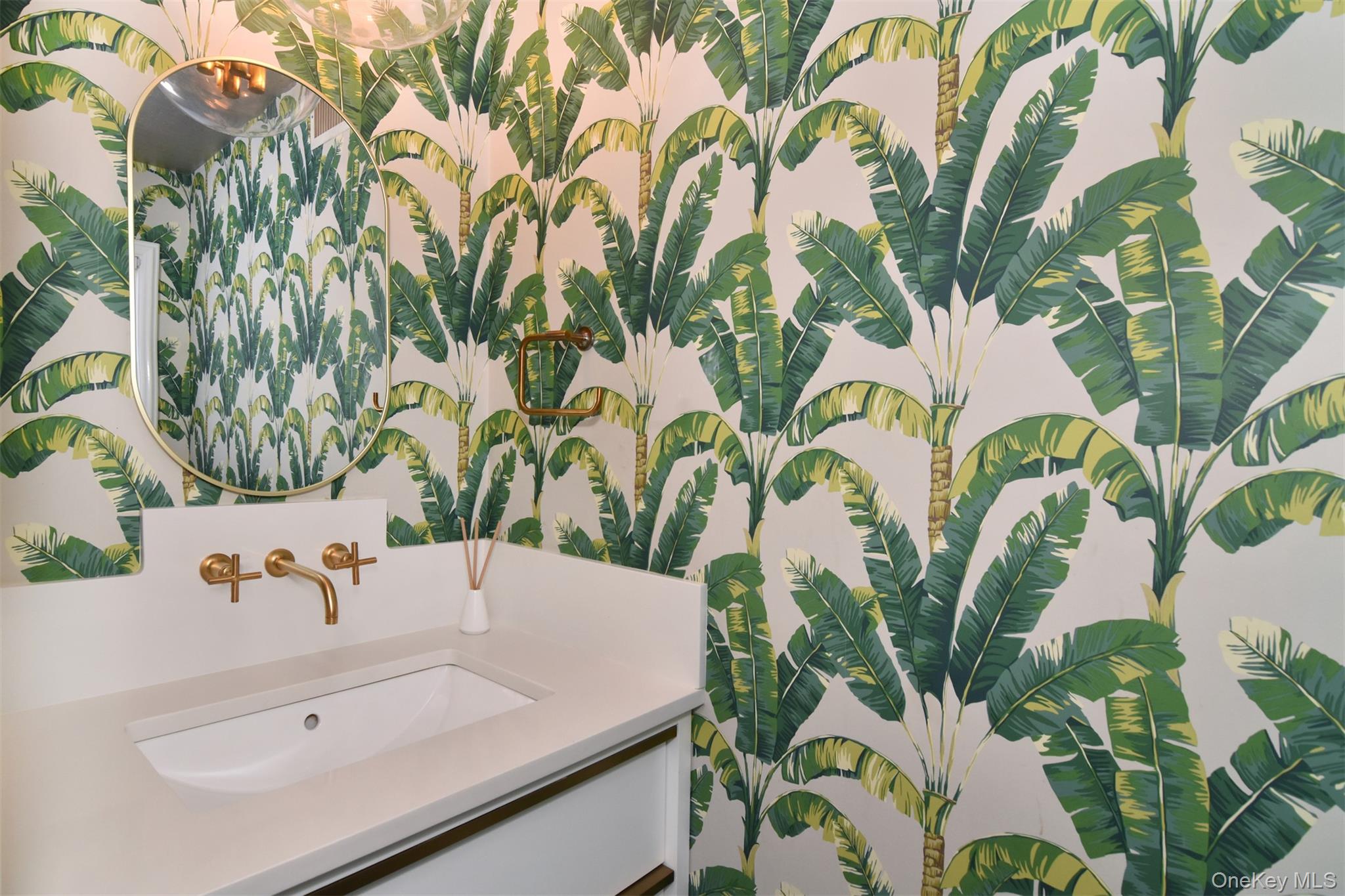 #12 photo, 30 Locust Lane, Bronxville , NY 10708