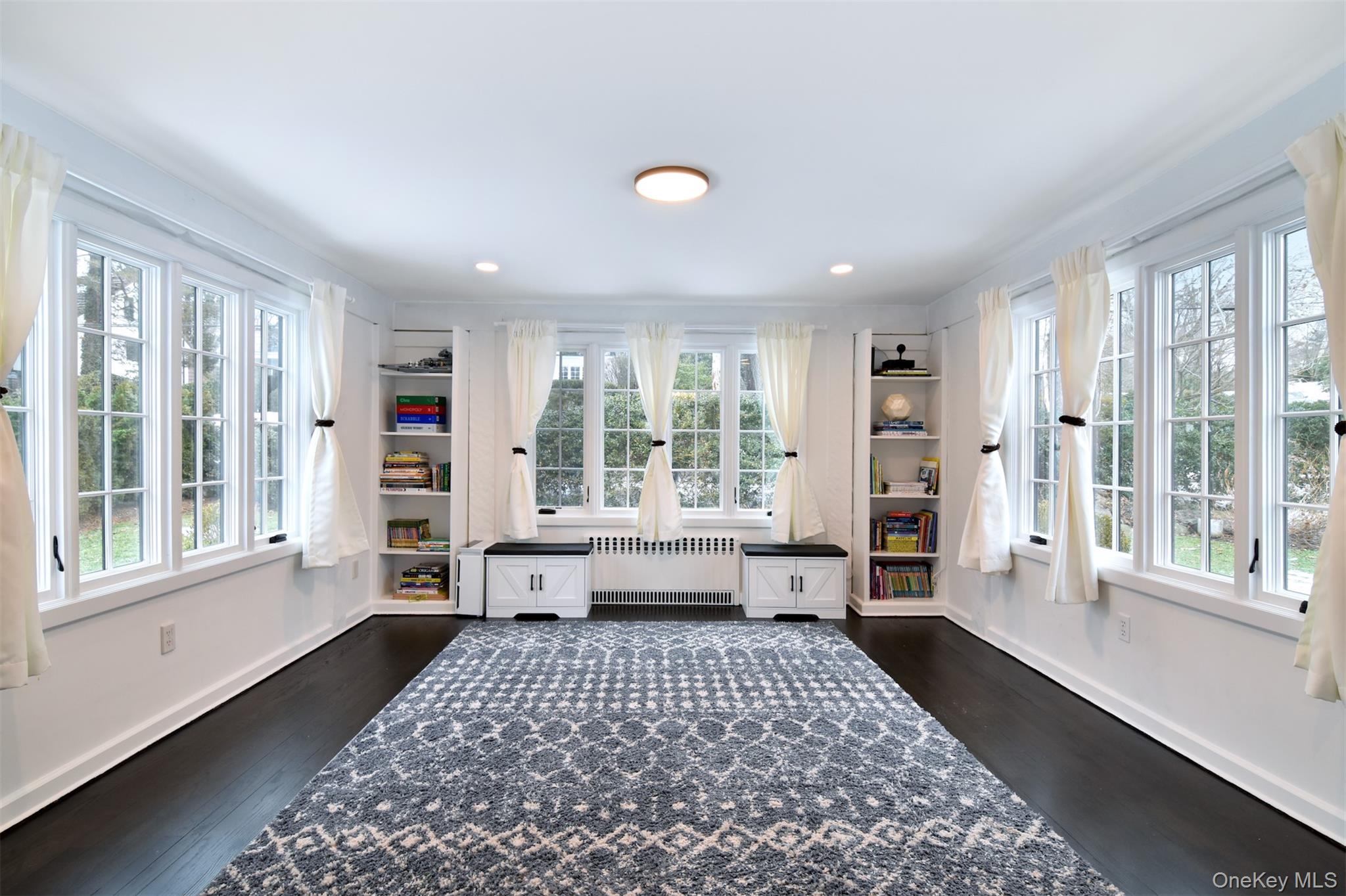 #5 photo, 30 Locust Lane, Bronxville , NY 10708