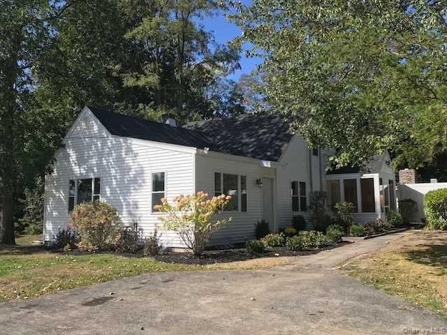 #2 photo, 307 Titusville Road, Poughkeepsie , NY 12603
