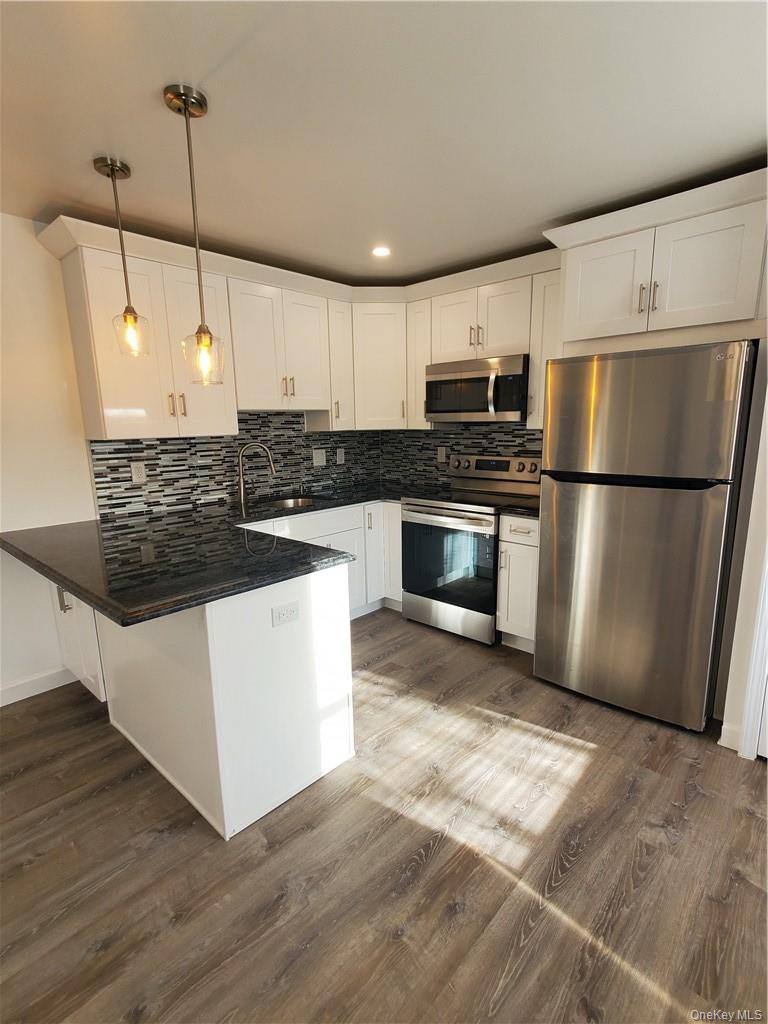 #6 photo, 7 White Plains Avenue, Elmsford , NY 10523