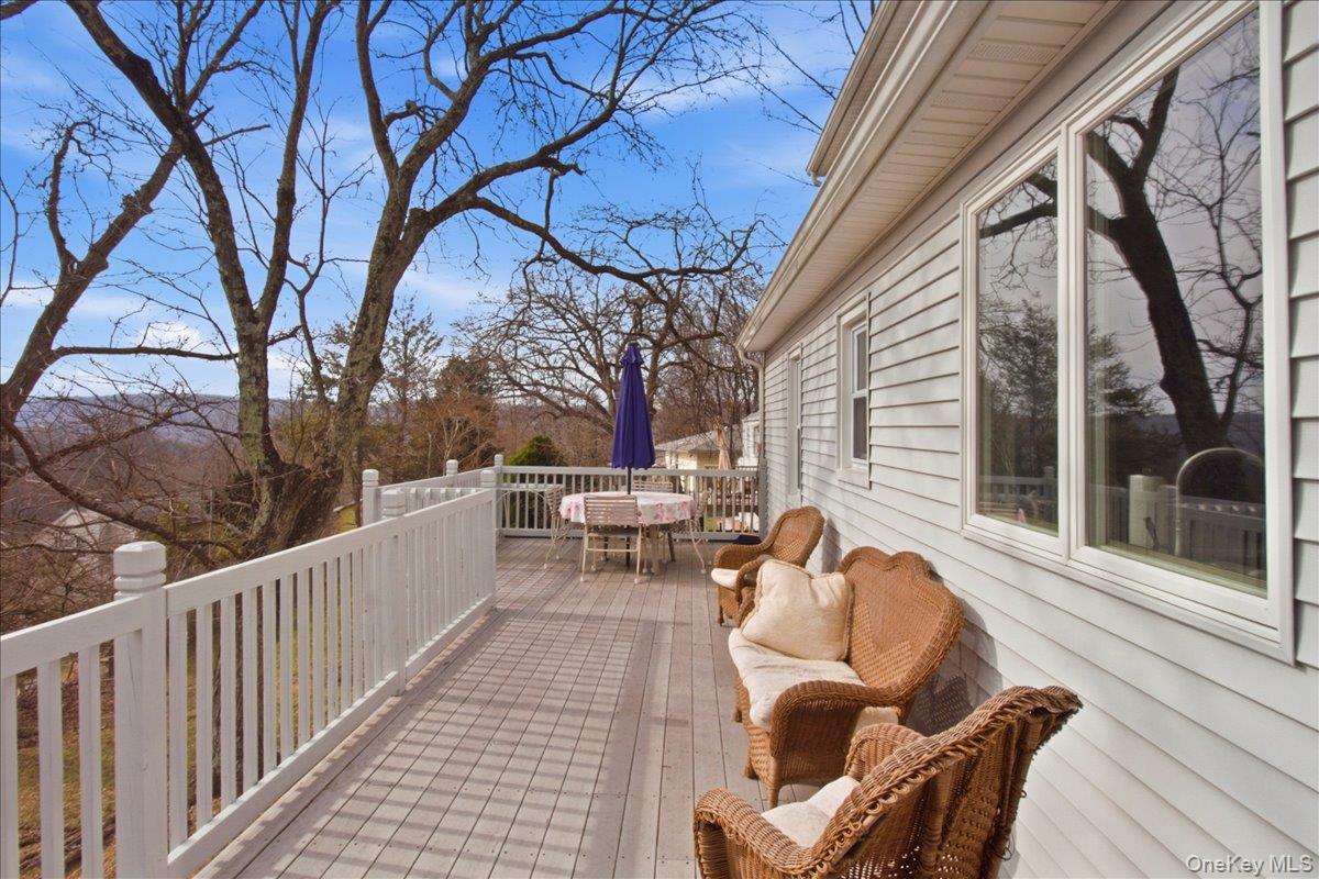 #18 photo, 169 Canterbury Road, White Plains , NY 10607