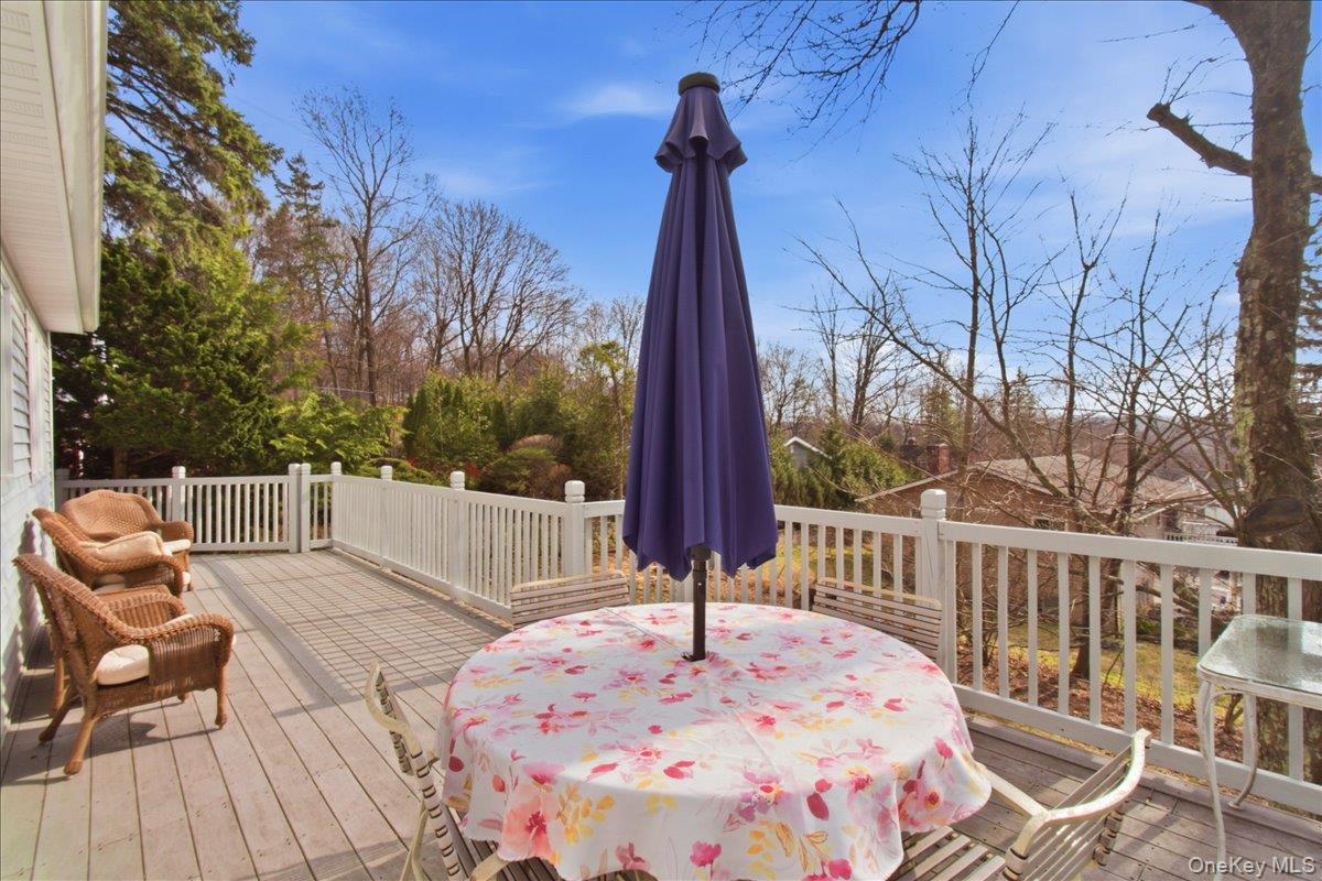 #19 photo, 169 Canterbury Road, White Plains , NY 10607