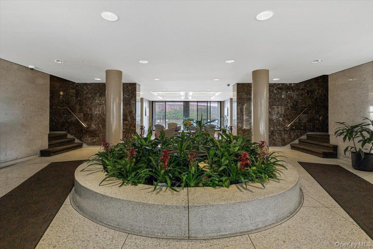 #15 photo, 1085 Warburton Ave, Yonkers , NY 10701