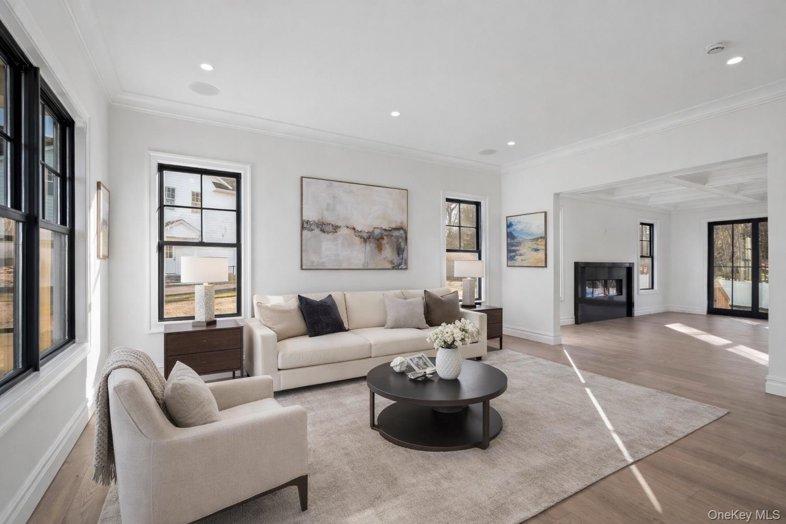 #5 photo, 22 Wenwood Drive, Нассау ‖ Brookville , NY 11545