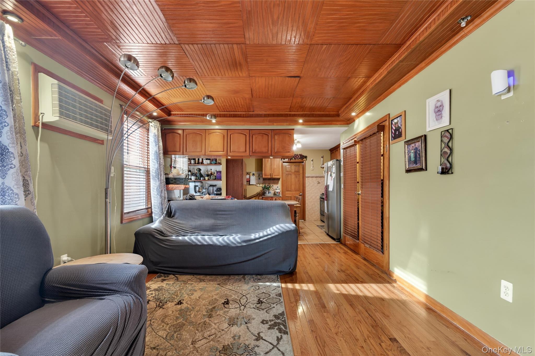 #18 photo, 11550 134th Street, South Ozone Park , NY 11420