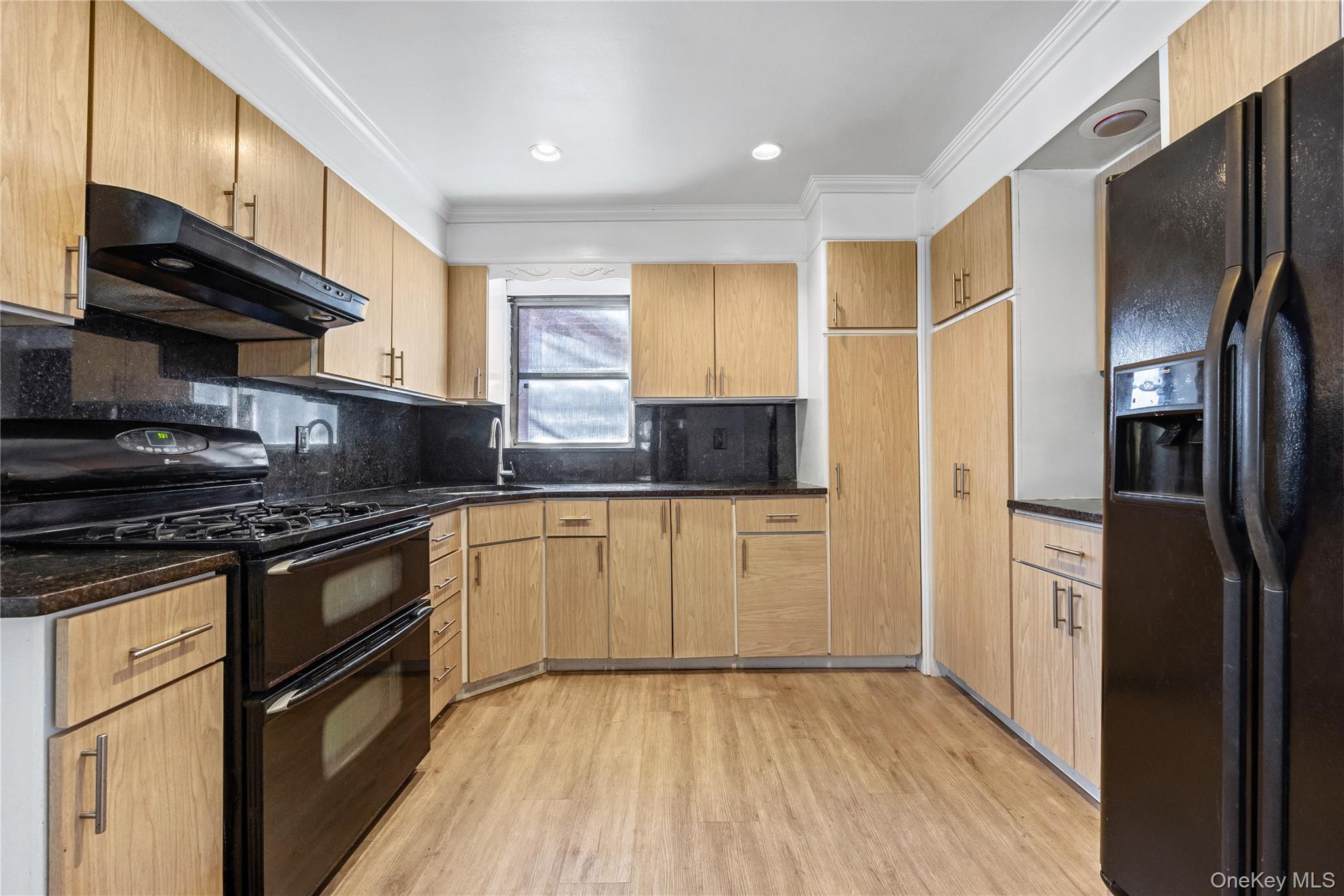 #8 photo, 59-41 156th Street, কুইন্‌স Flushing , NY 11355