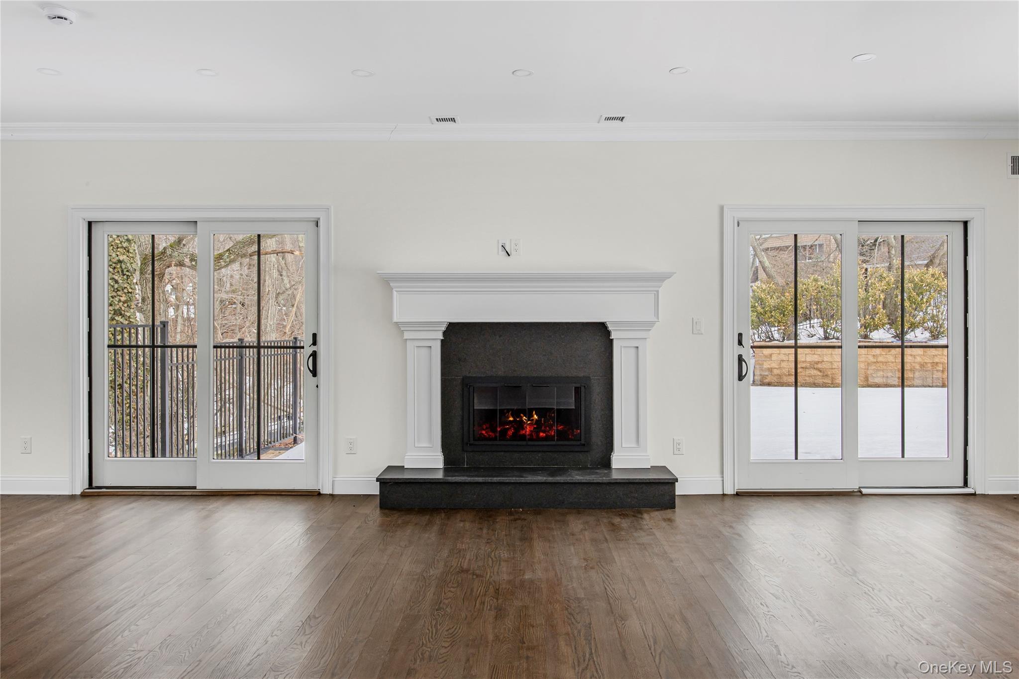 #7 photo, 120 Peninsula Drive, Port Jefferson , NY 11777