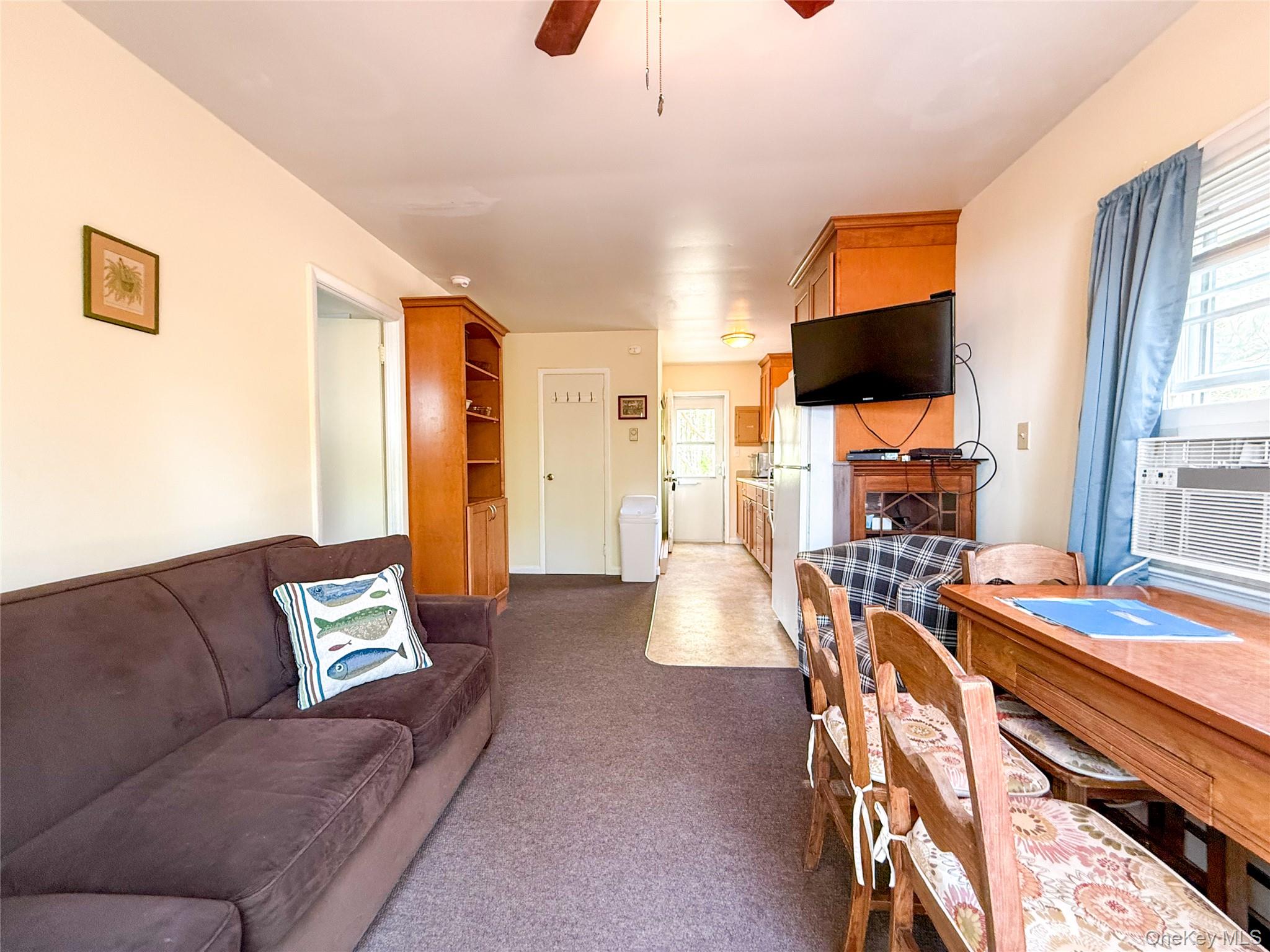 #7 photo, 8515 Soundview Avenue, सफ़ोक काउंटी Southold , NY 11971