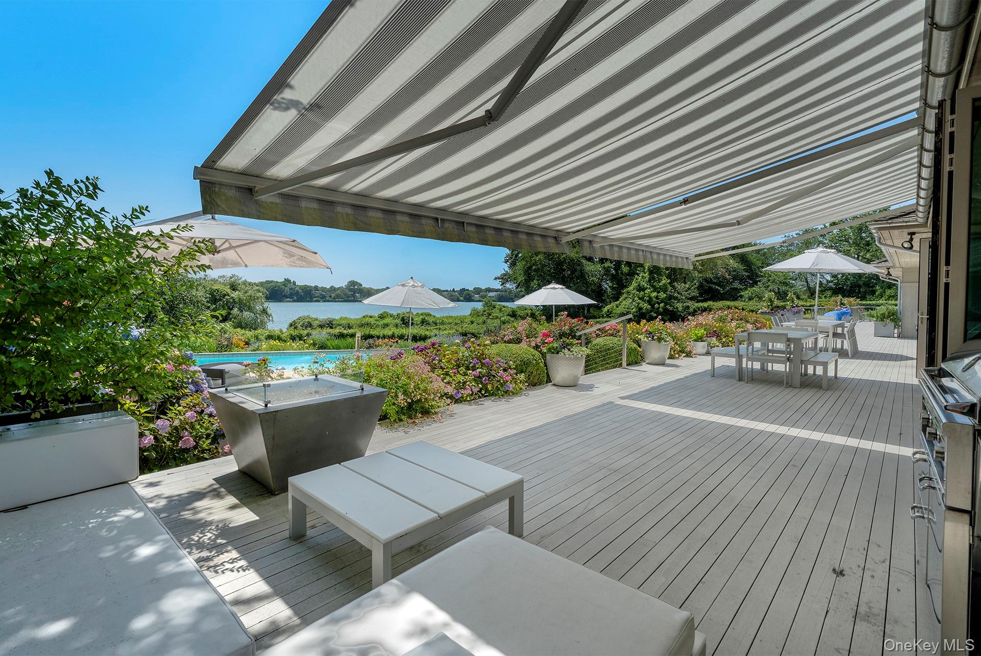 #10 photo, 316 Deerfield Road, सफ़ोक काउंटी Water Mill , NY 11976