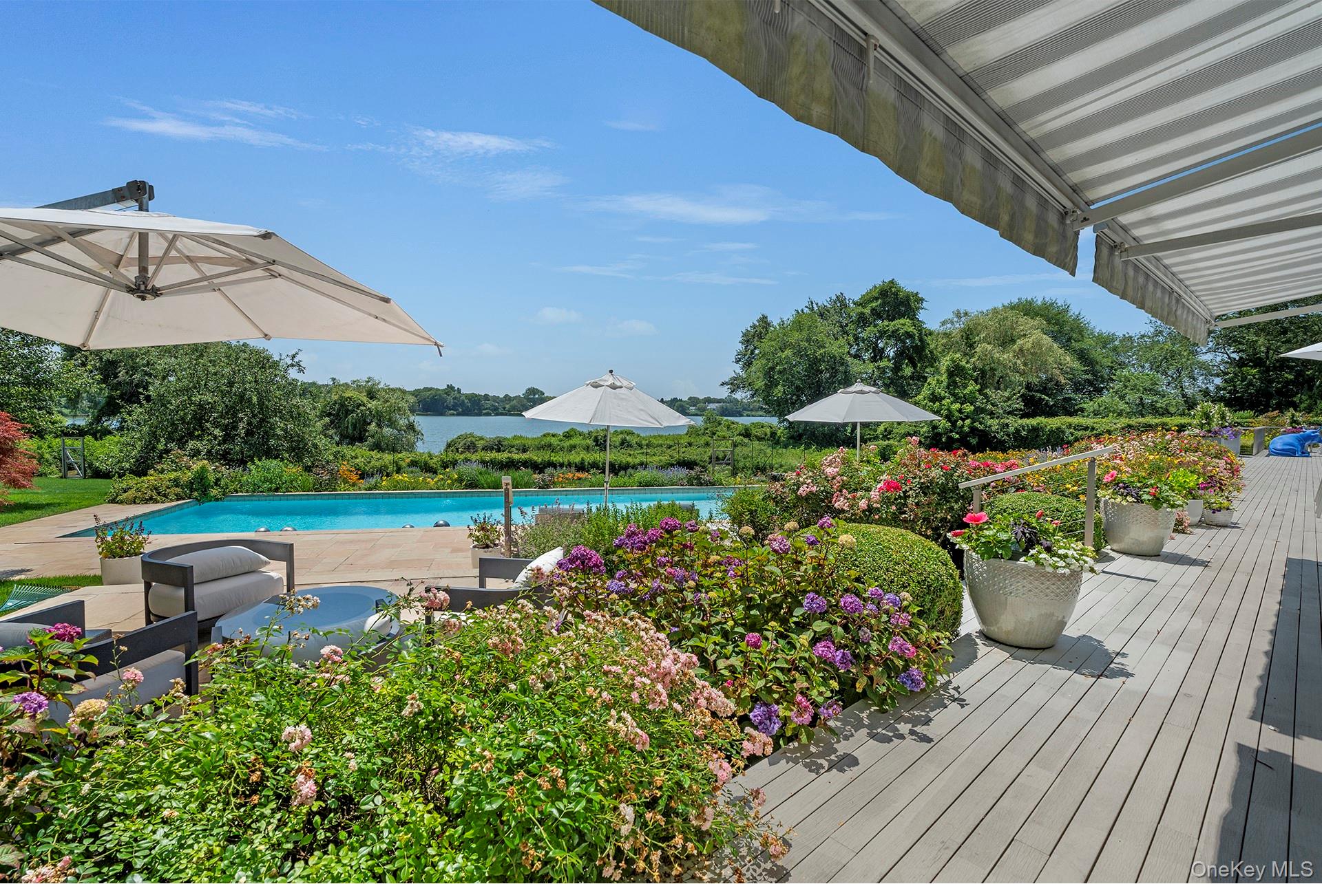 #11 photo, 316 Deerfield Road, सफ़ोक काउंटी Water Mill , NY 11976