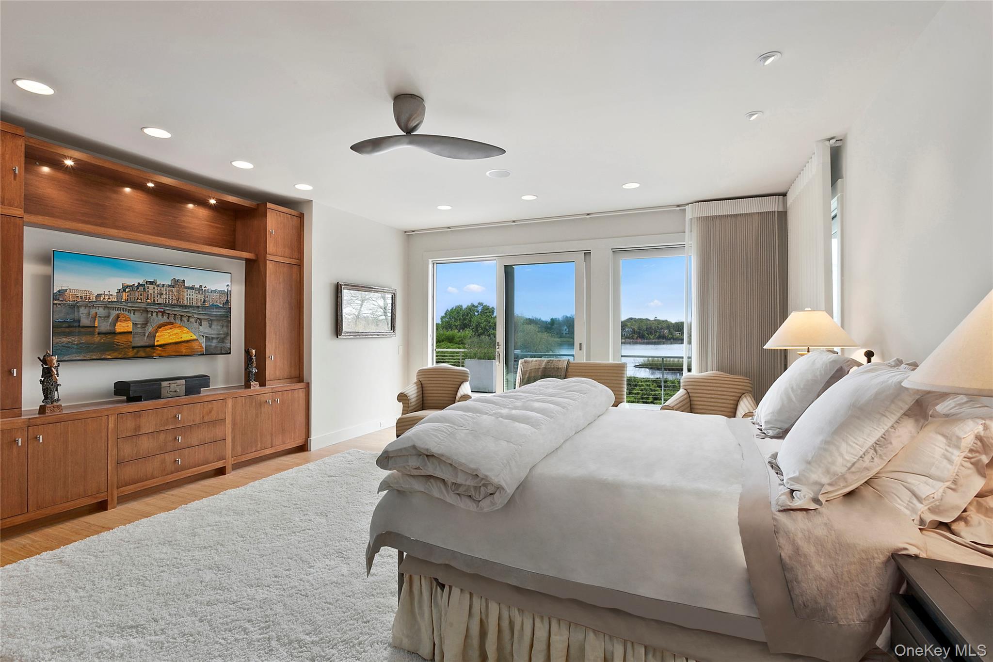 #14 photo, 316 Deerfield Road, सफ़ोक काउंटी Water Mill , NY 11976