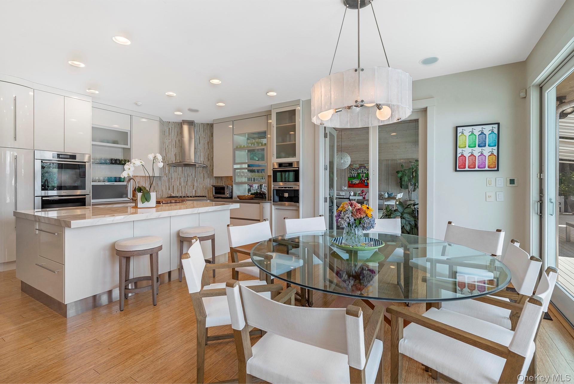 #5 photo, 316 Deerfield Road, सफ़ोक काउंटी Water Mill , NY 11976