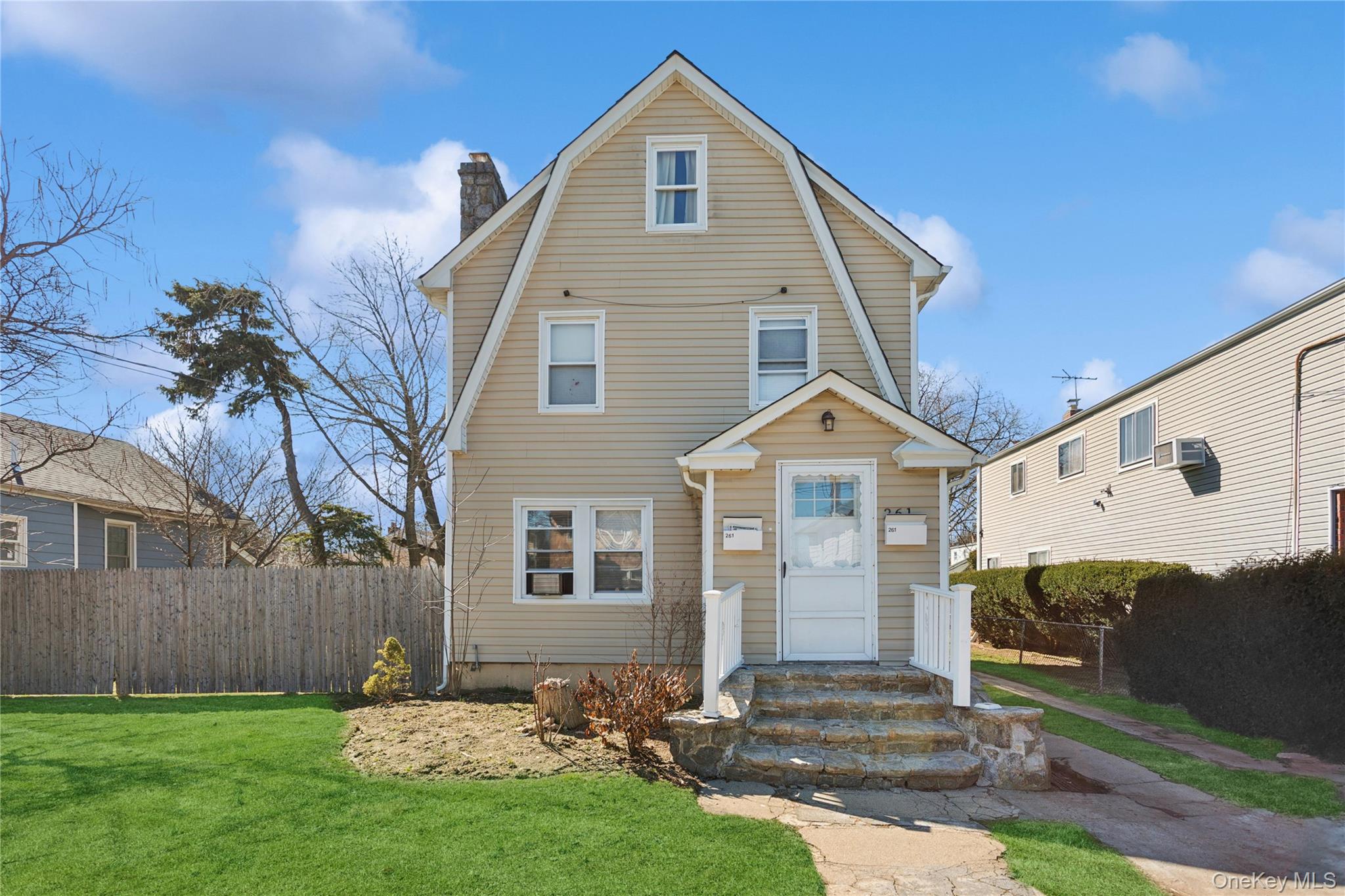 #1 photo, 261 Rutland Road, 长岛 Freeport , NY 11520