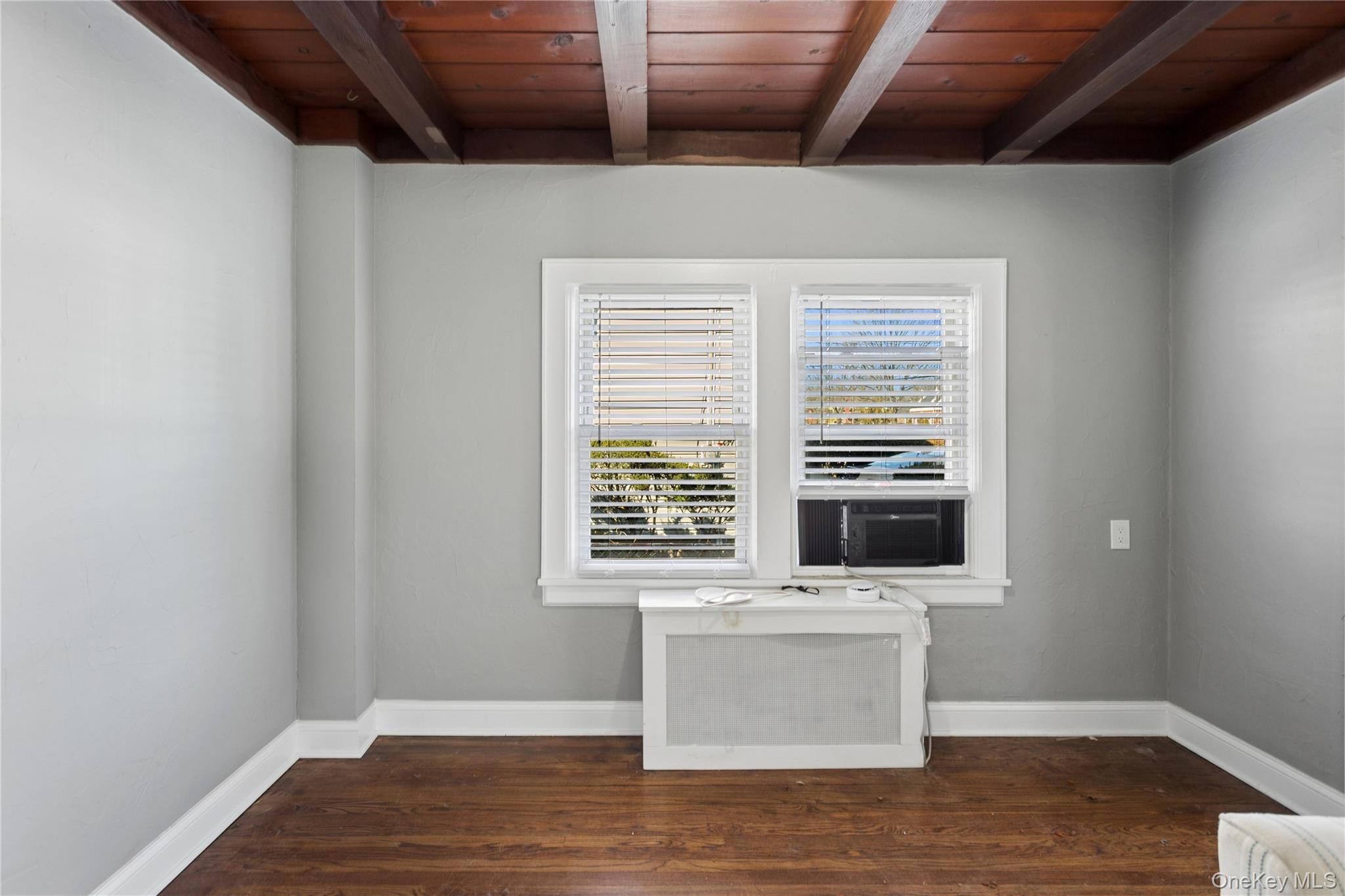 #7 photo, 261 Rutland Road, 长岛 Freeport , NY 11520