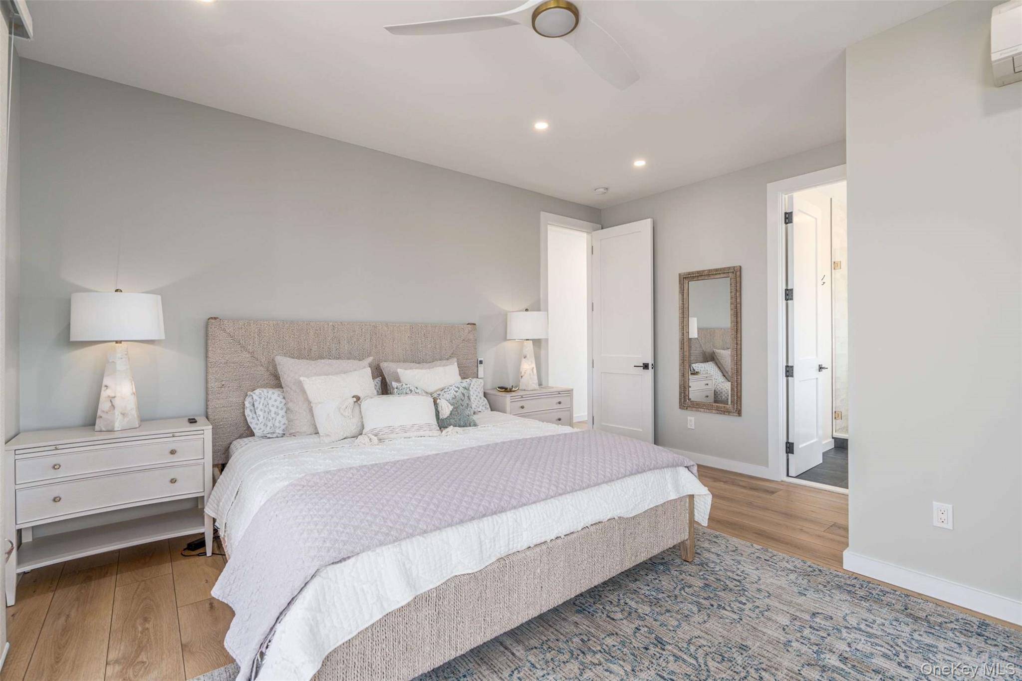 #20 photo, 4 Atlantic Avenue, सफ़ोक काउंटी Seaview , NY 11770