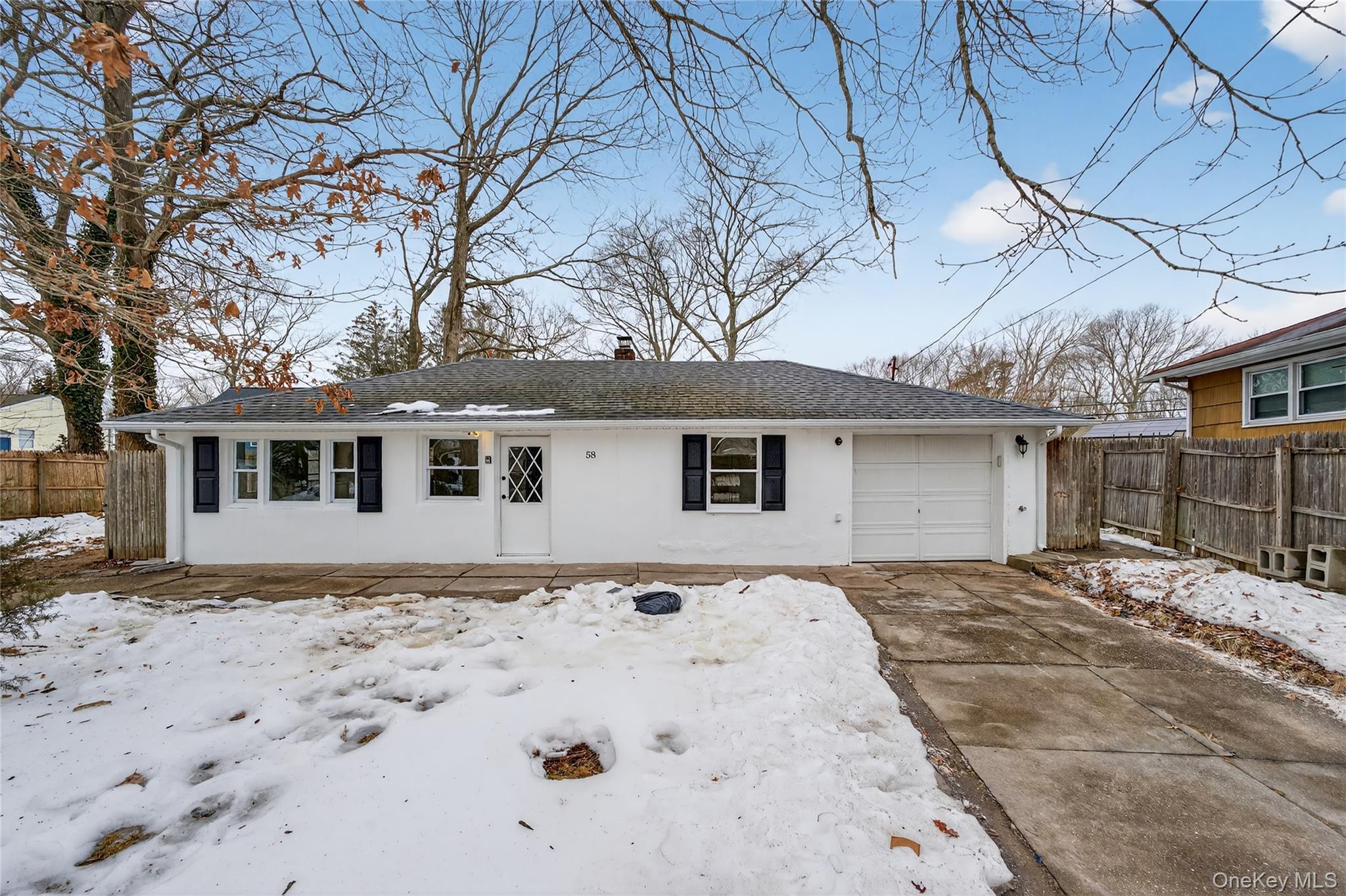 #1 photo, Mastic, सफ़ोक काउंटी Mastic , NY 11950