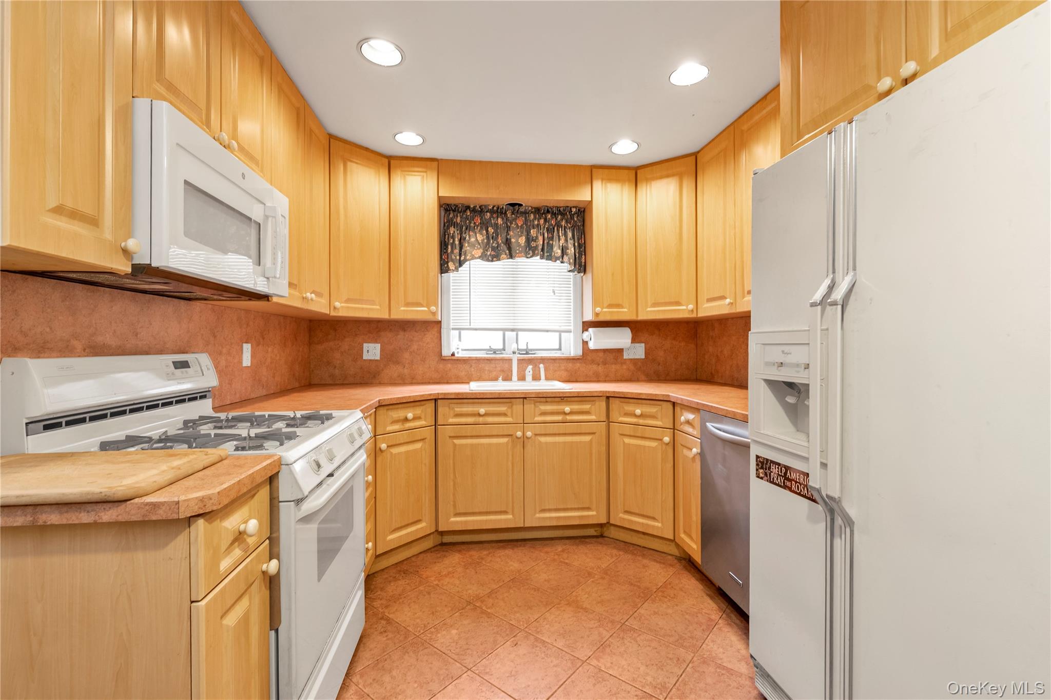 #7 photo, 12 Alexine Avenue, East Rockaway , NY 11518