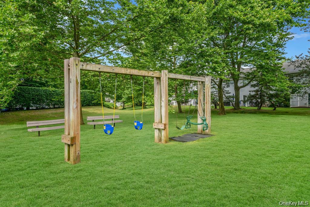 #18 photo, 1404 Sara Circle, सफ़ोक काउंटी Port Jefferson Station , NY 11776