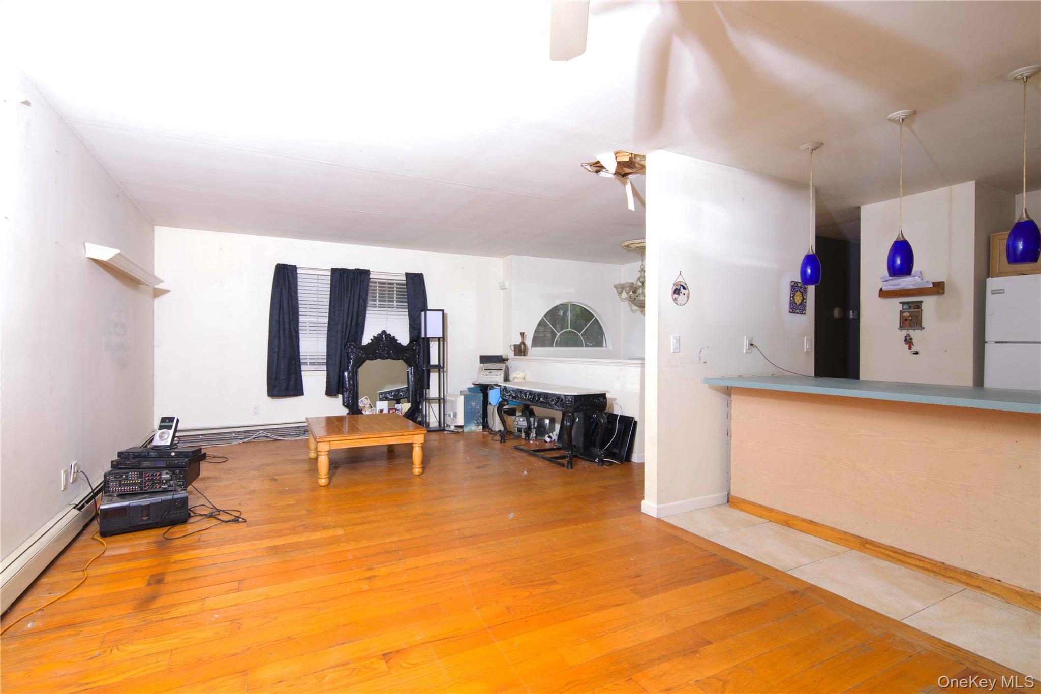 #7 photo, 77 Washington Avenue, সাফোক কাউন্টি Mastic , NY 11950