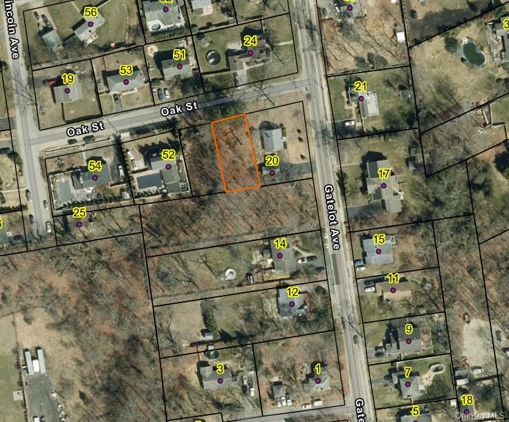 #1 photo, Oak Street, 东长岛 Ronkonkoma , NY 11779