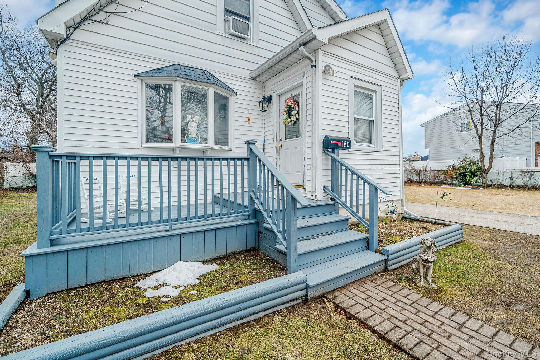 #3 photo, 180 25th Street, 東長島 Copiague , NY 11726