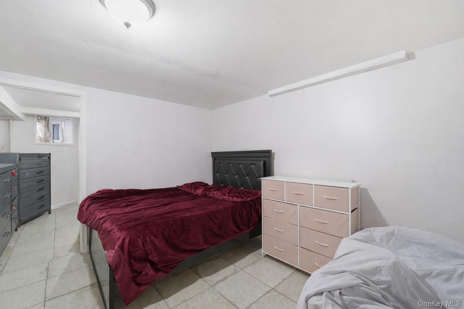 #17 photo, 10407 94th Avenue, Ozone Park , NY 11416